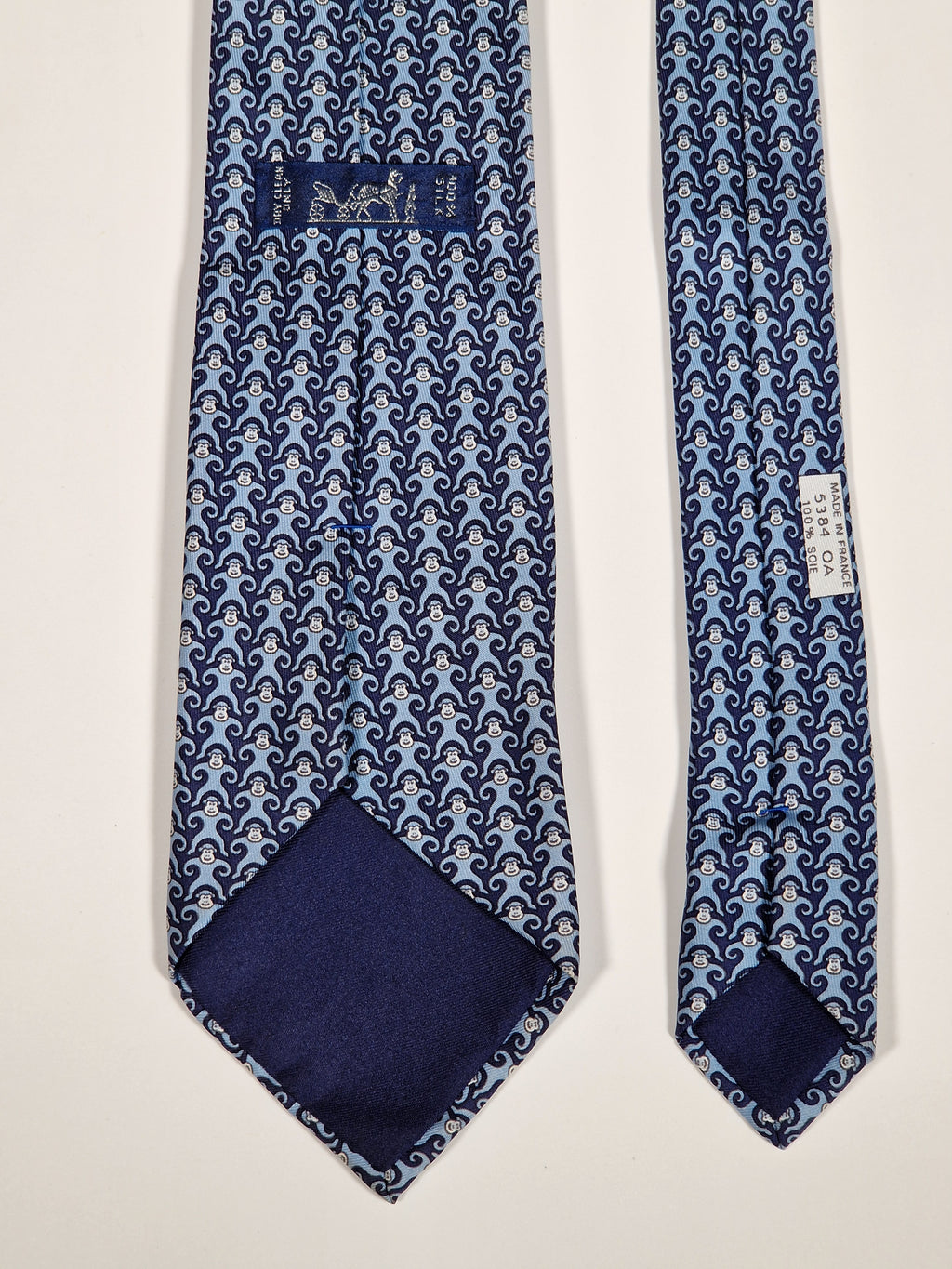 005384 Hermès silk tie blue whimsical monkeys 5384 OA