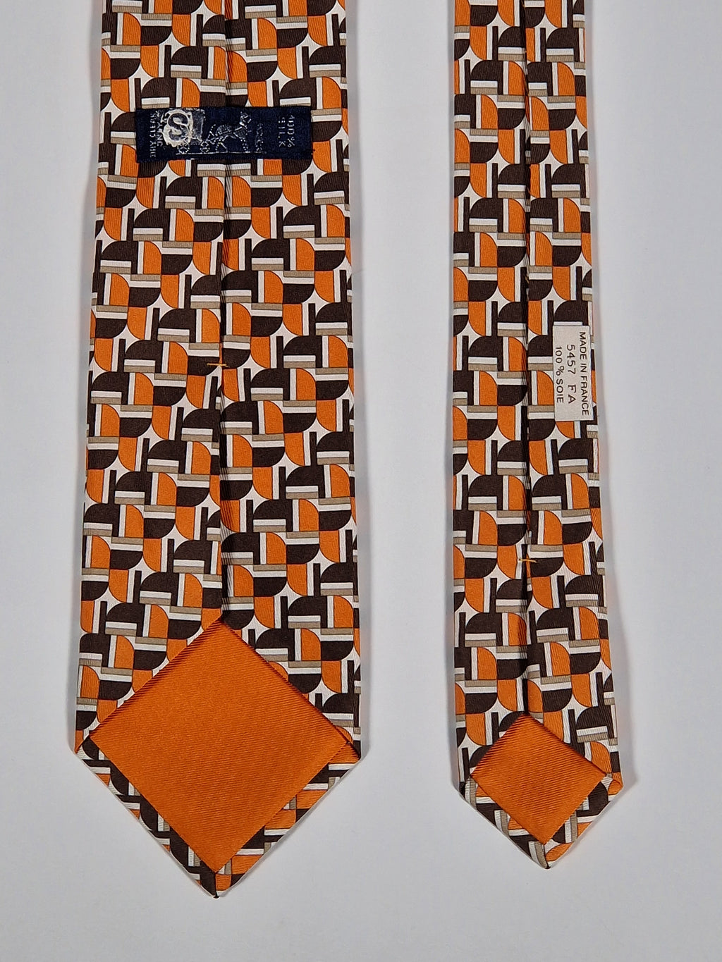 Hermés  5457 FA tie