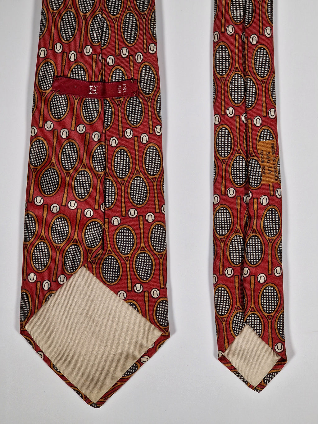 Hermès silk tie red tennis pattern 546 IA