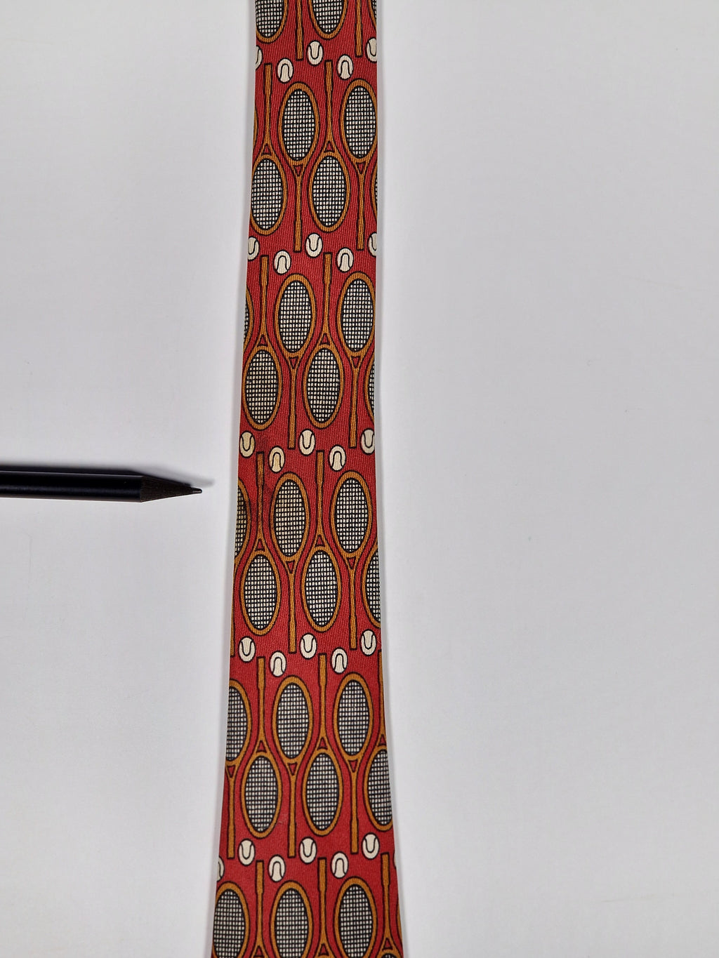 Hermès silk tie red tennis pattern 546 IA