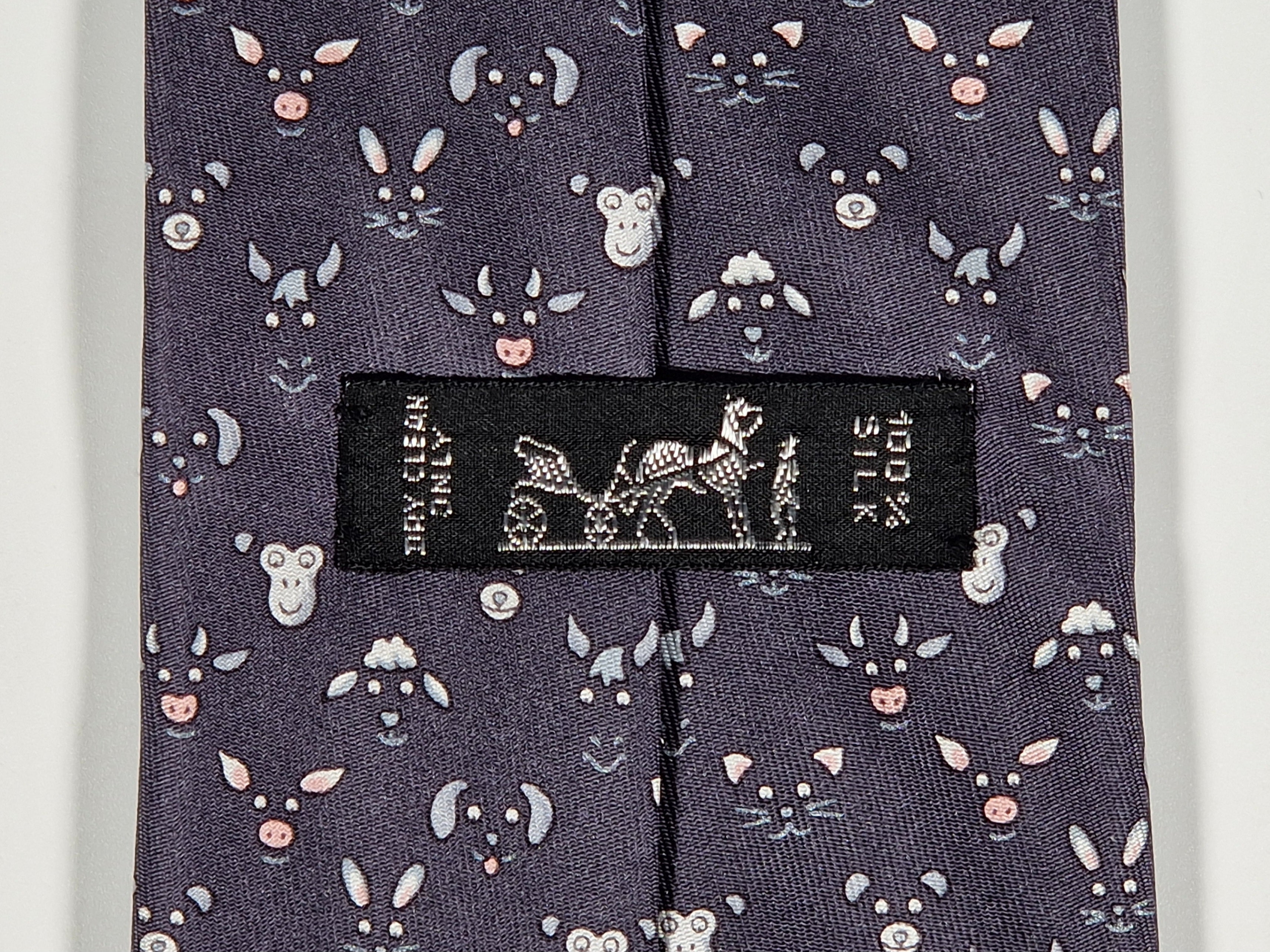 Hermés gray silk tie animals 5472 FA tie