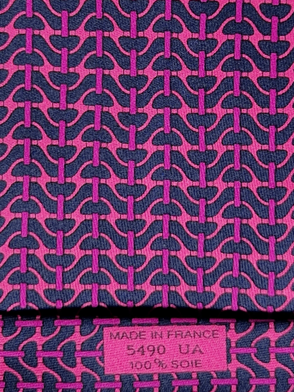 Hermés black and purple silk tie 5490 UA with box