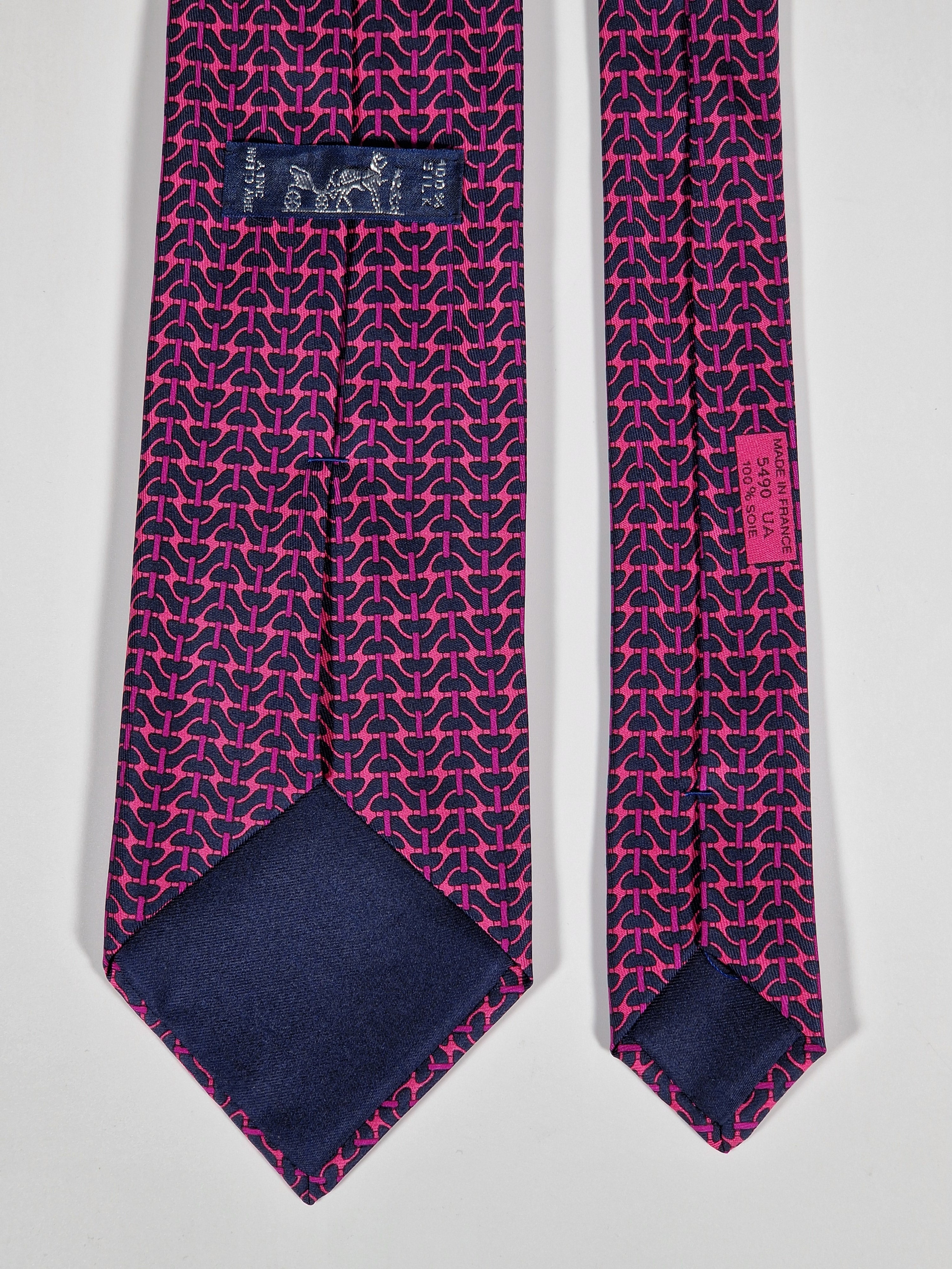 Hermés black and purple silk tie 5490 UA with box