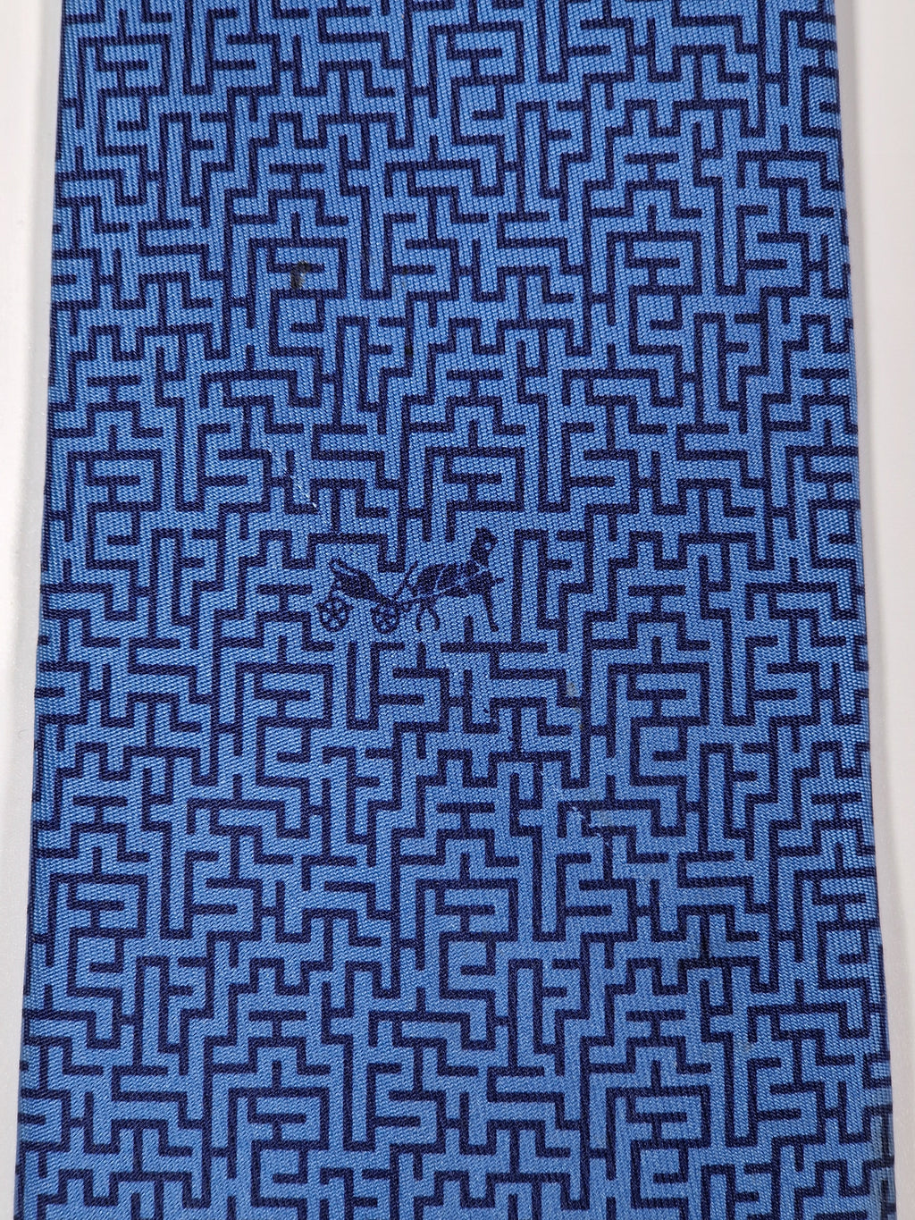 005502 Hermès tie blue maze pattern 5502 UA
