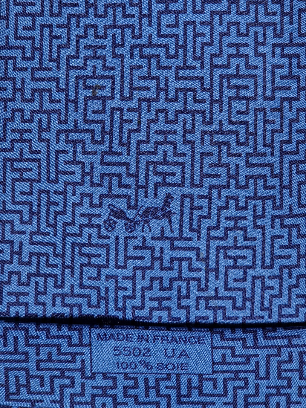 005502 Hermès tie blue maze pattern 5502 UA