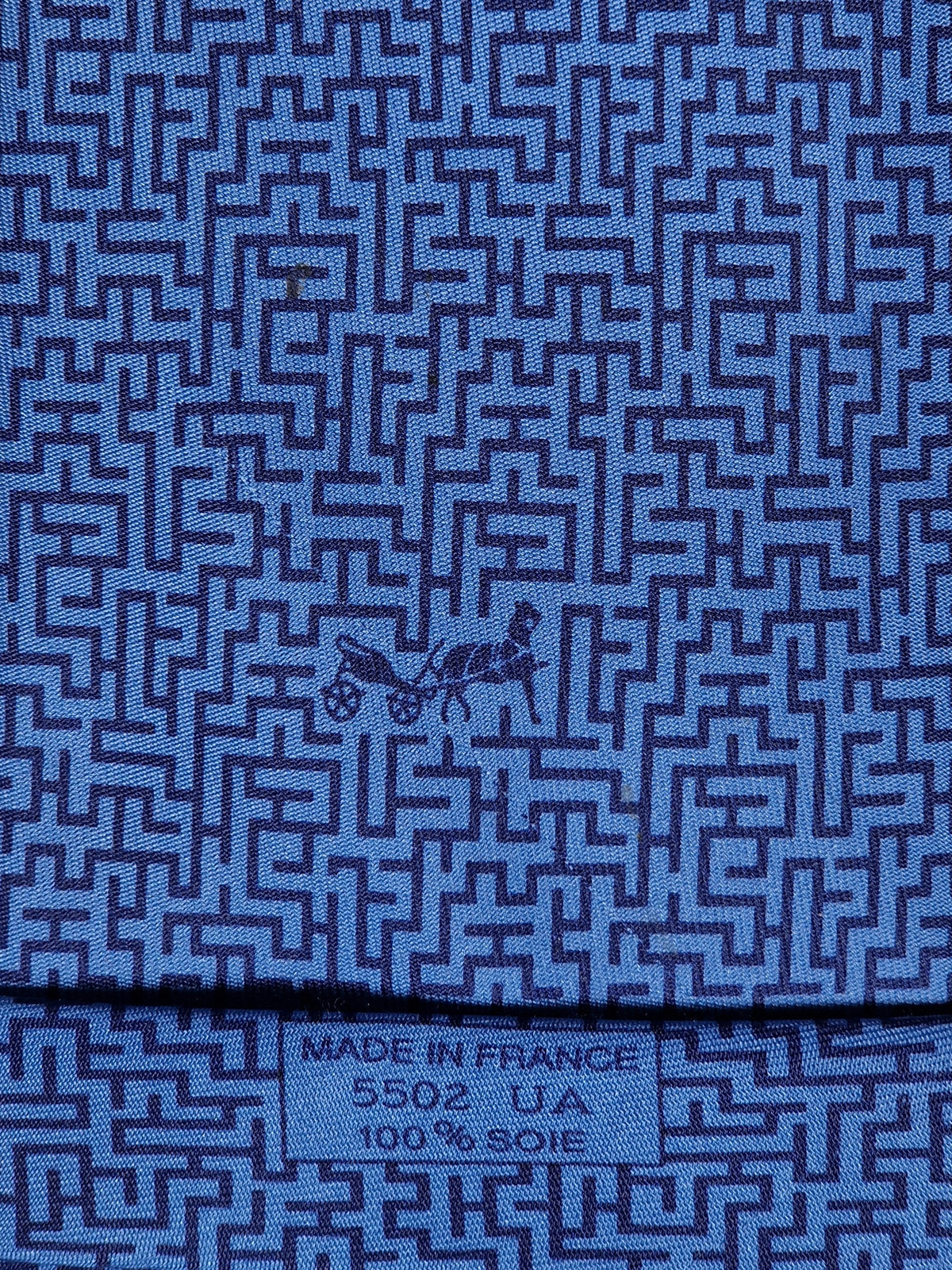 005502 Hermès tie blue maze pattern 5502 UA