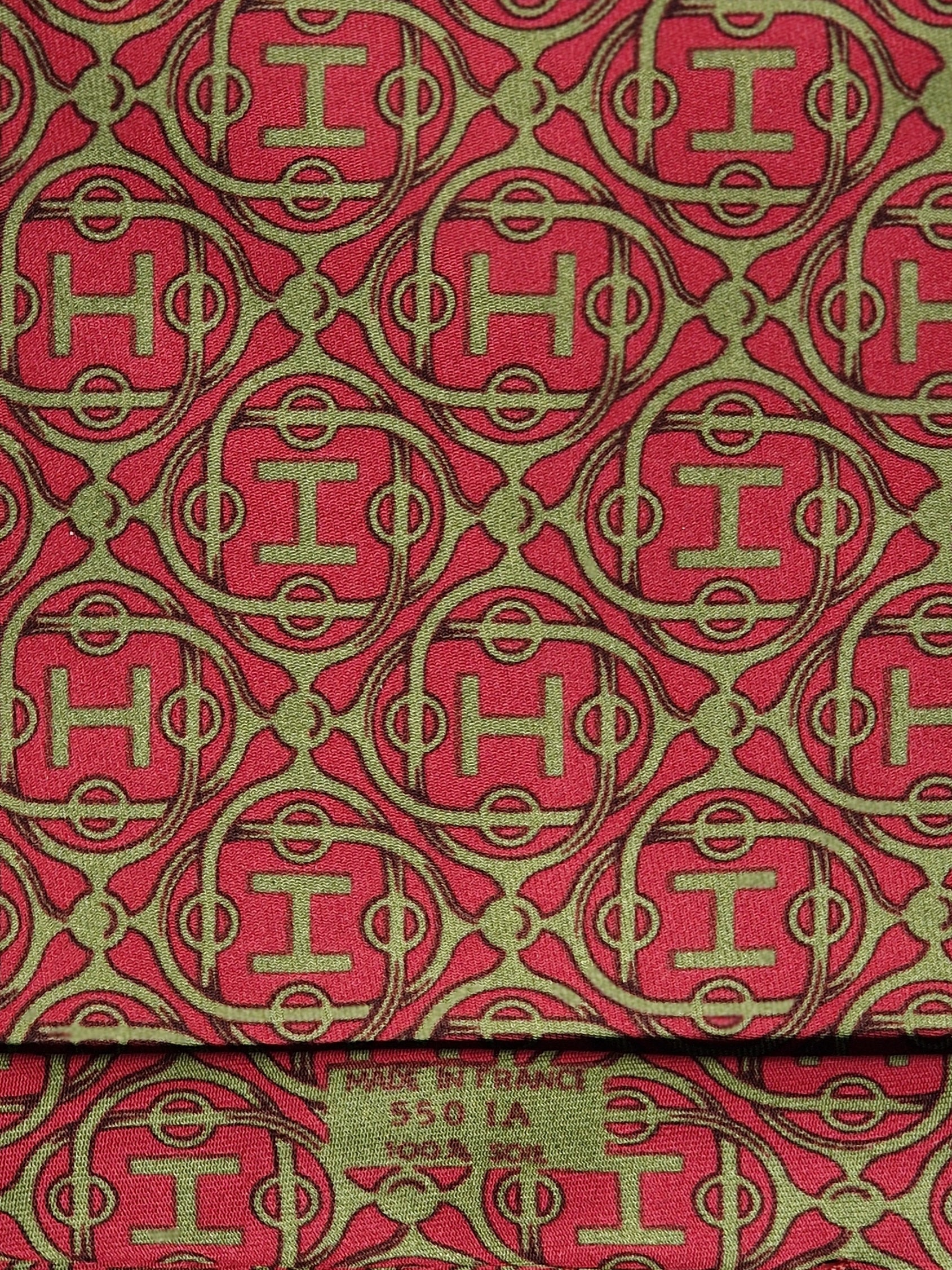 Hermés wide vintage silk tie H pattern red 550 IA