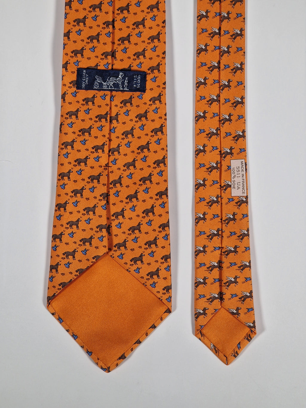 Hermés 5511 UA tie with box