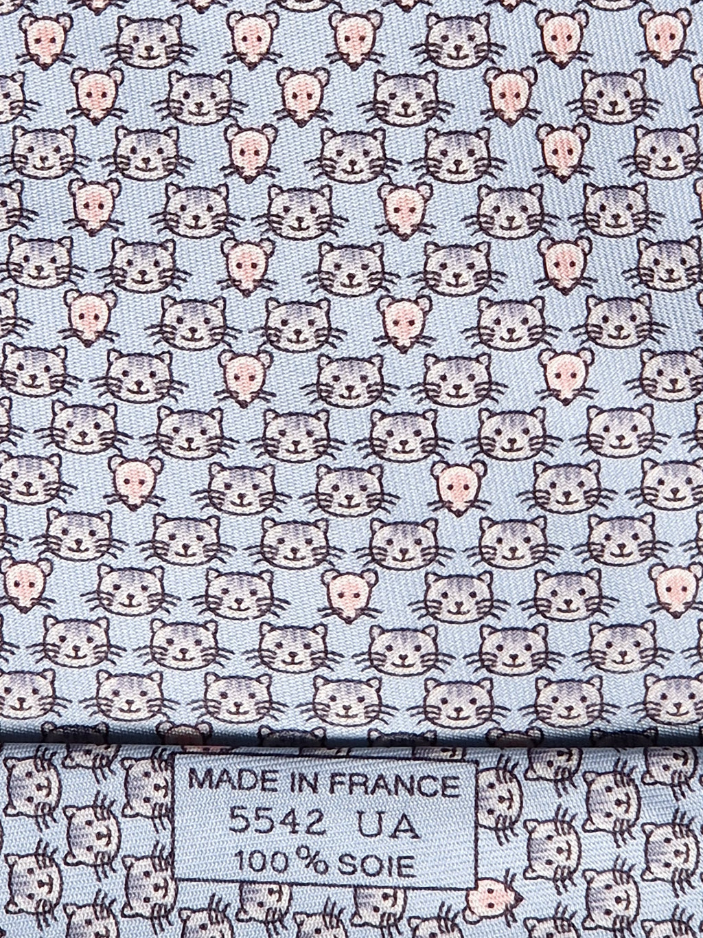 Hermès silk tie blue cat and mice whimsical pattern 5542 UA