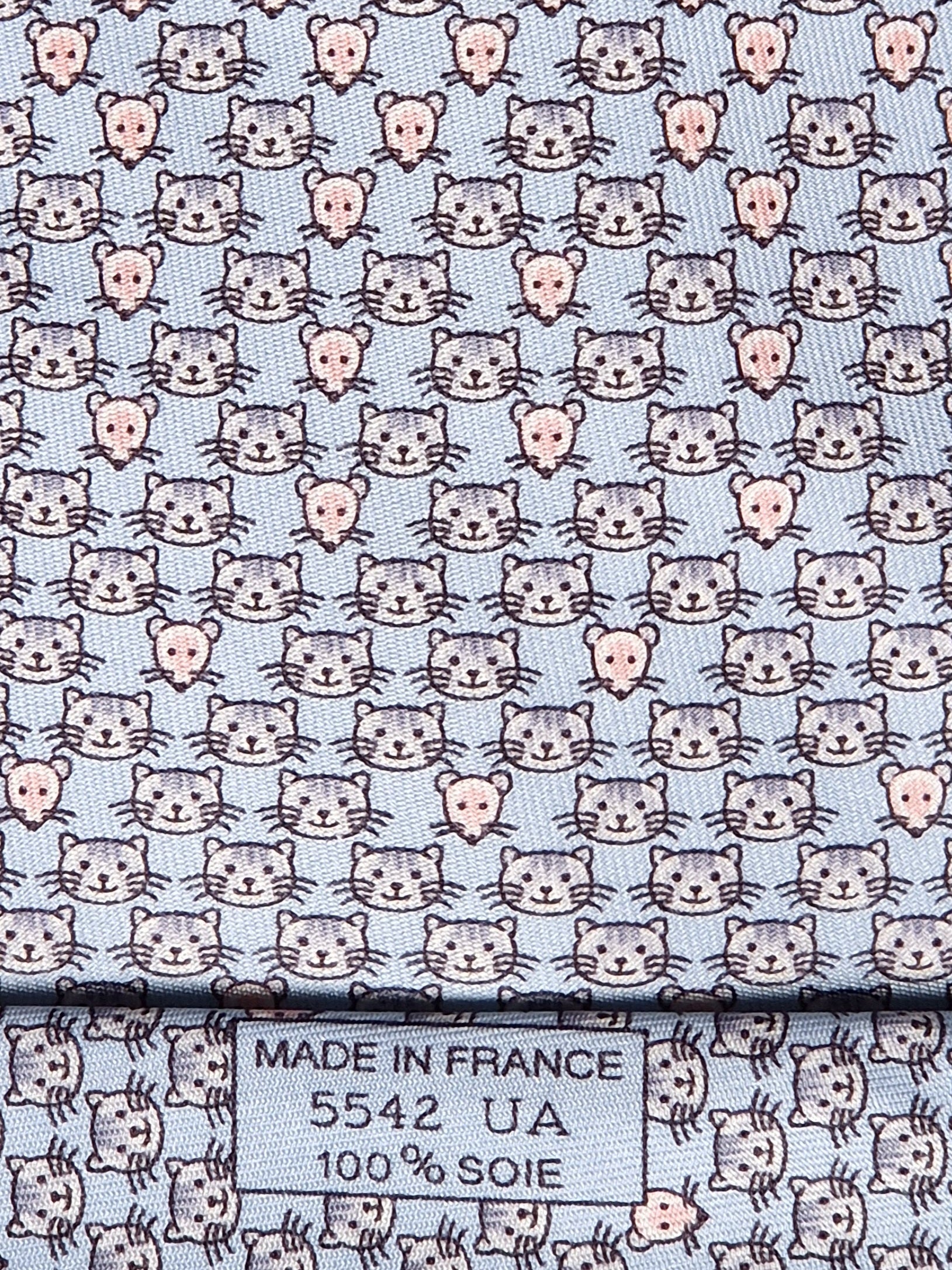 Hermès silk tie blue cat and mice whimsical pattern 5542 UA