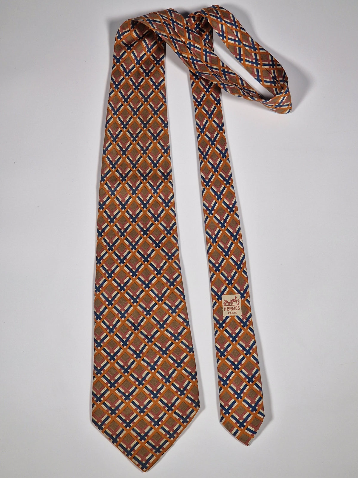 000561 Hermès tie brown chekerd pattern 561 SA