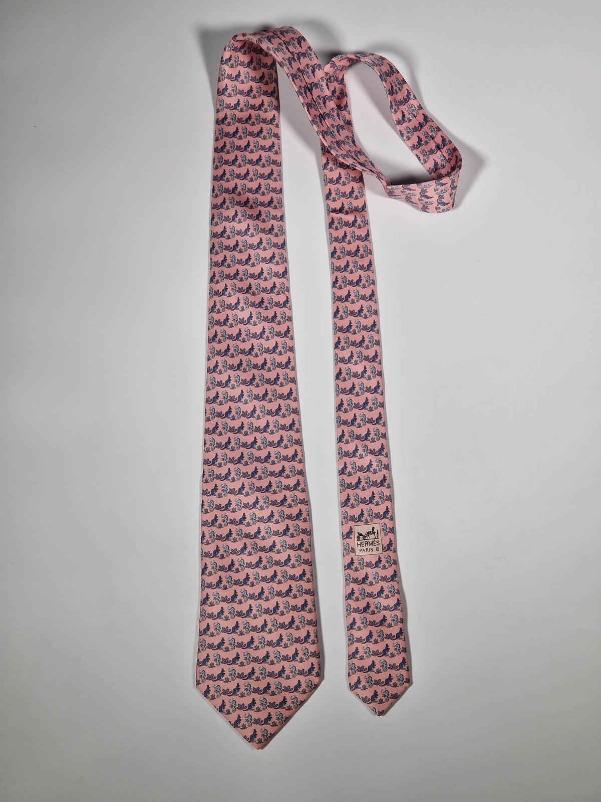 005634 Hermès tie pink whimsical seahorse and kangaroo 5634 EA