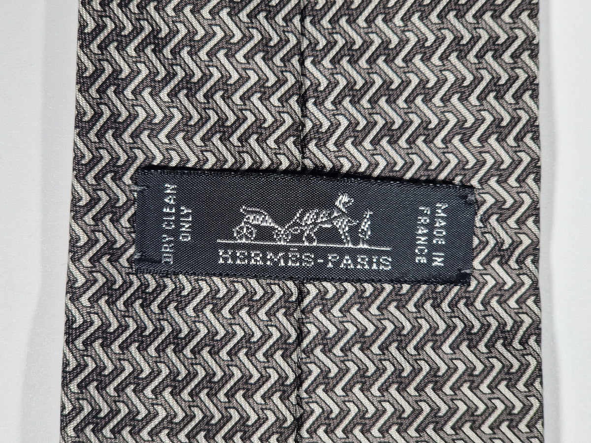 005664 Hermès tie grey H pattern 5664 EA