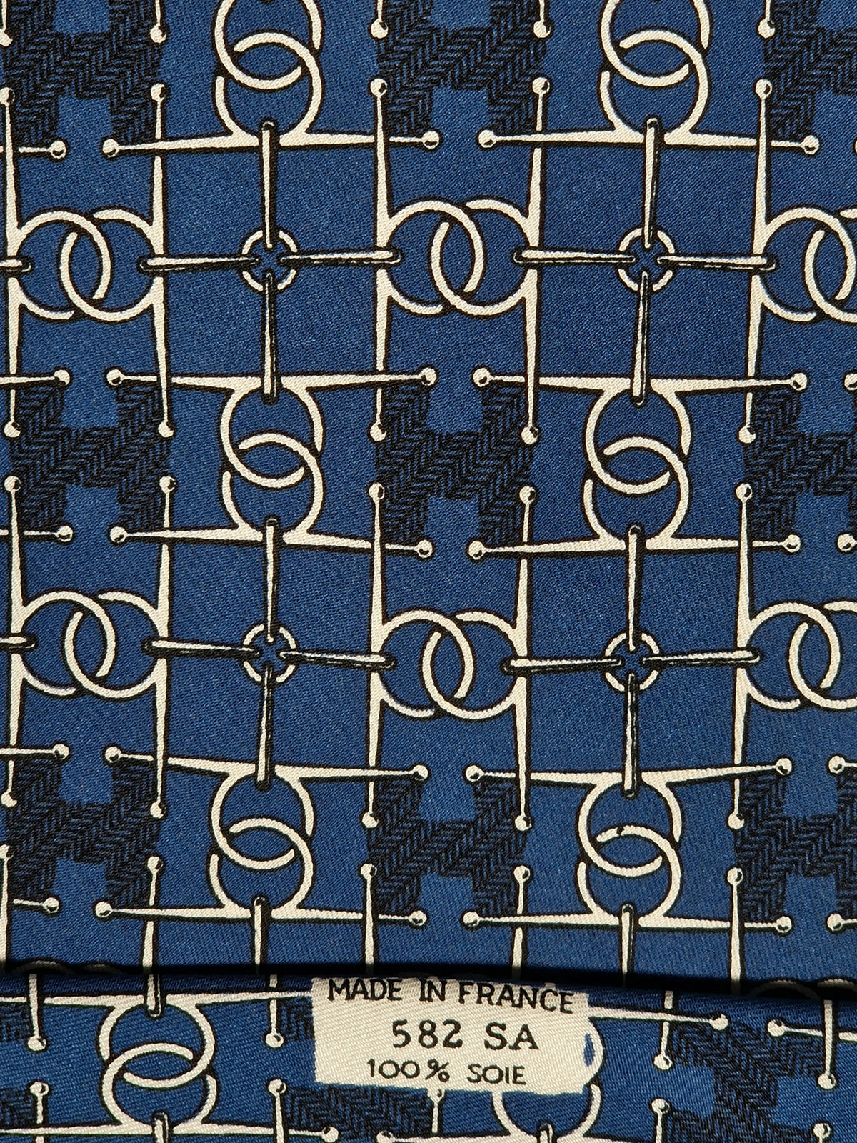 000582 Hermès tie blue H pattern 582 SA