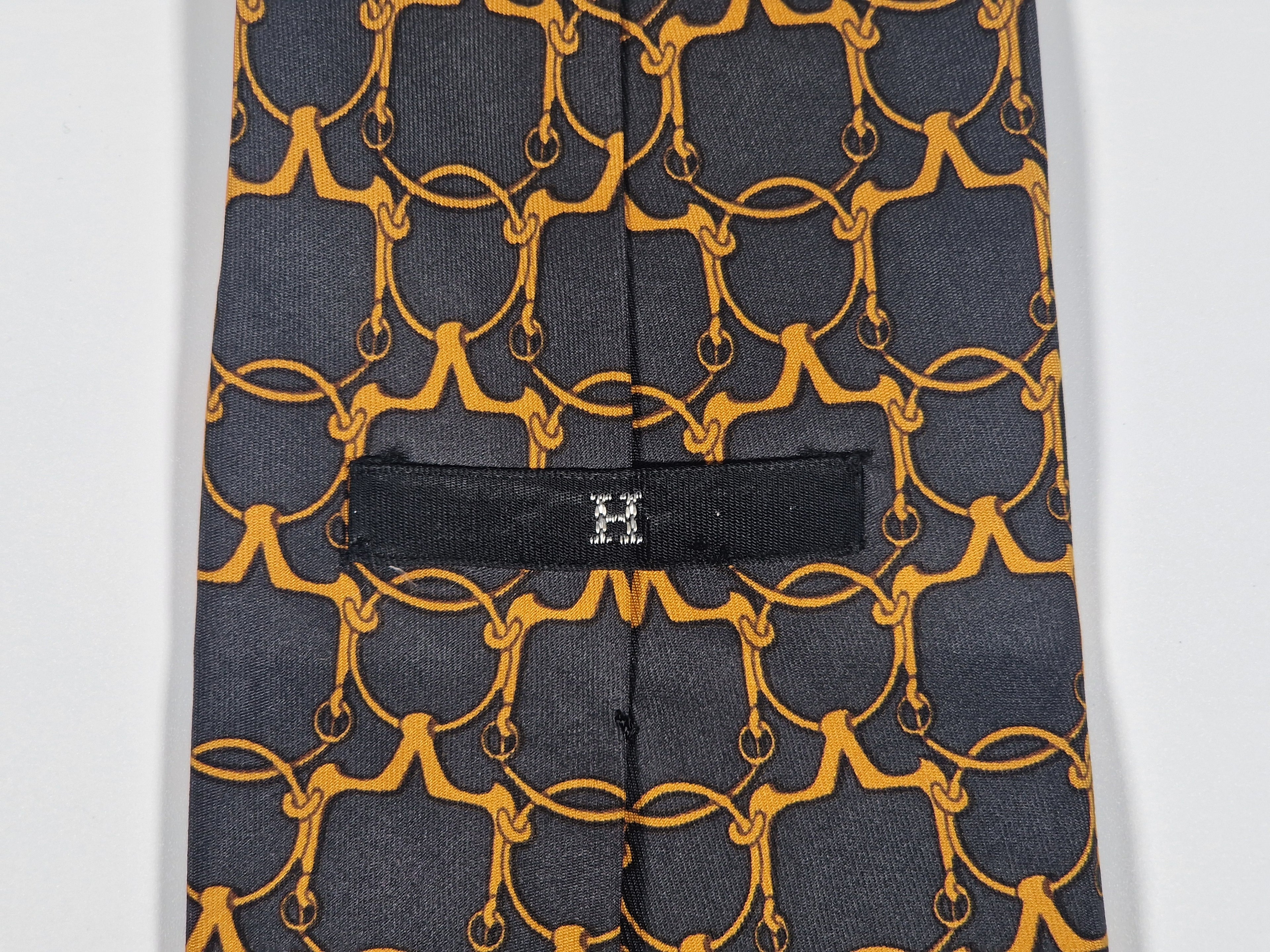 Hermés wide vintage silk tie black and yellow equestrian 585 SA