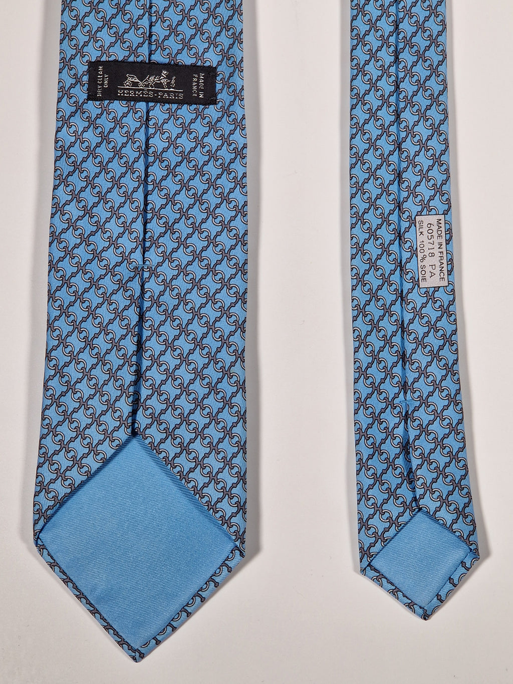605718 Hermès tie blue equestrin pattern 605718 PA