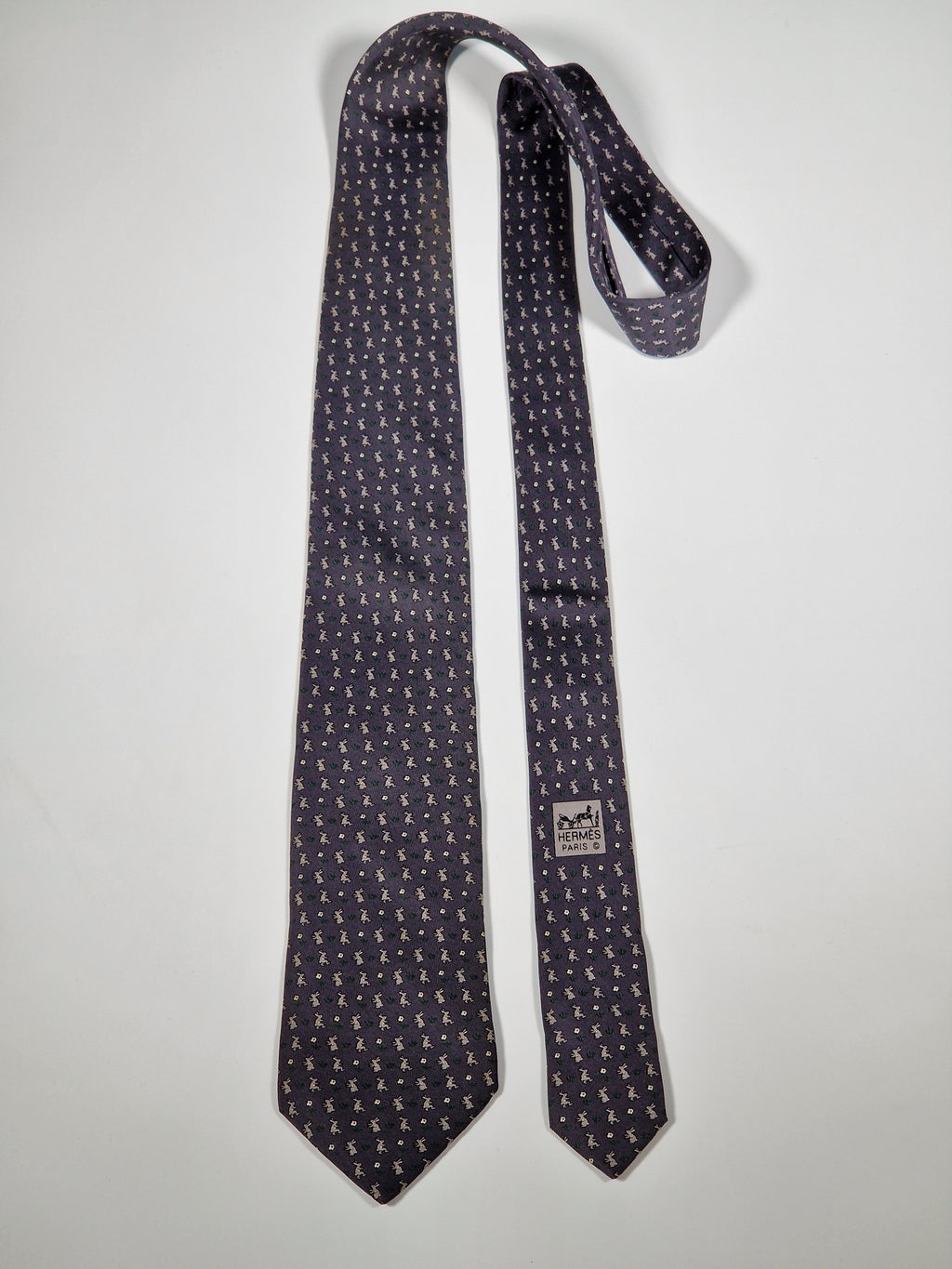 605722 Hermès tie grey whimsical fotball rabbits 605722 PA