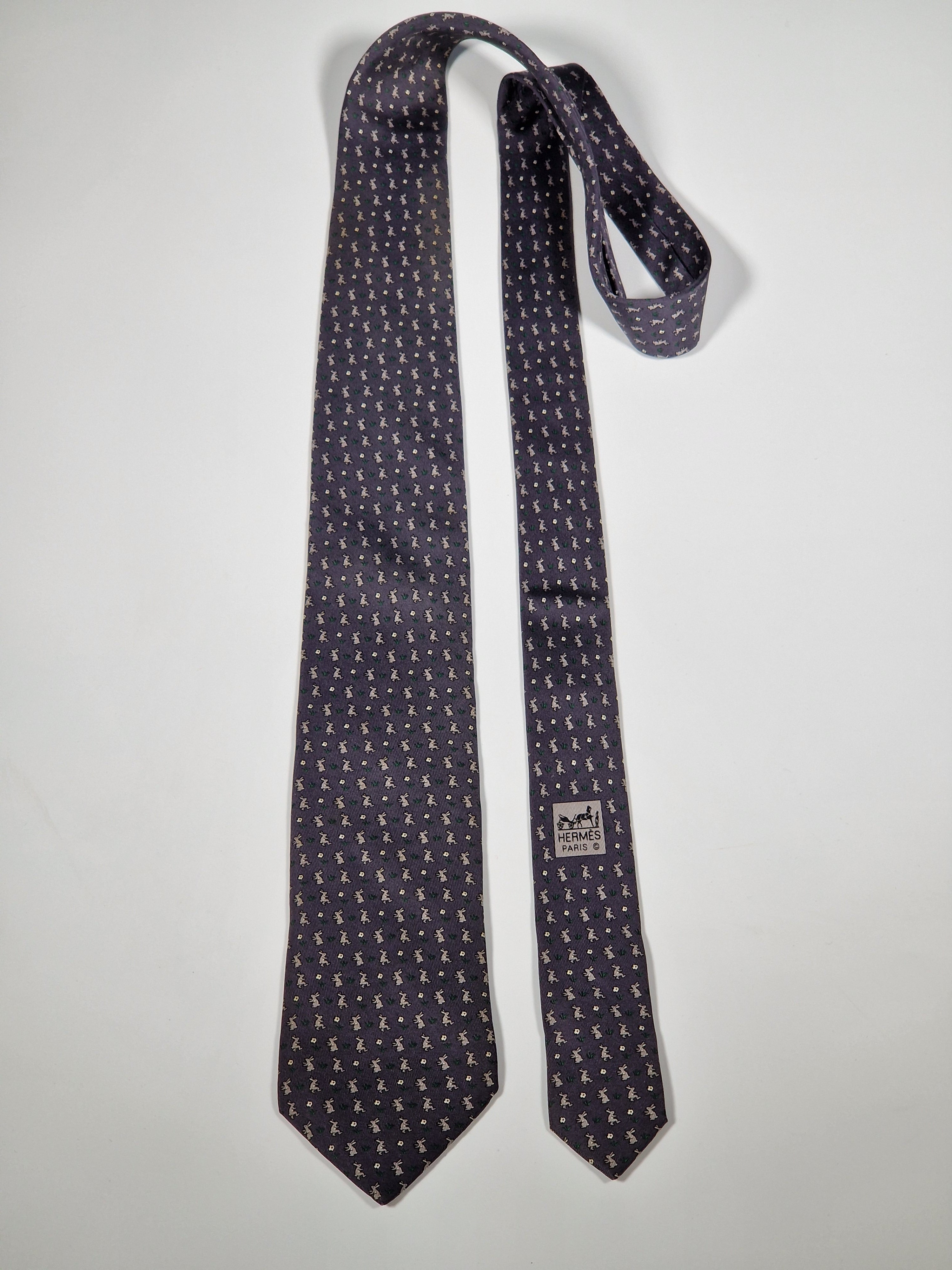 605722 Hermès tie grey whimsical fotball rabbits 605722 PA