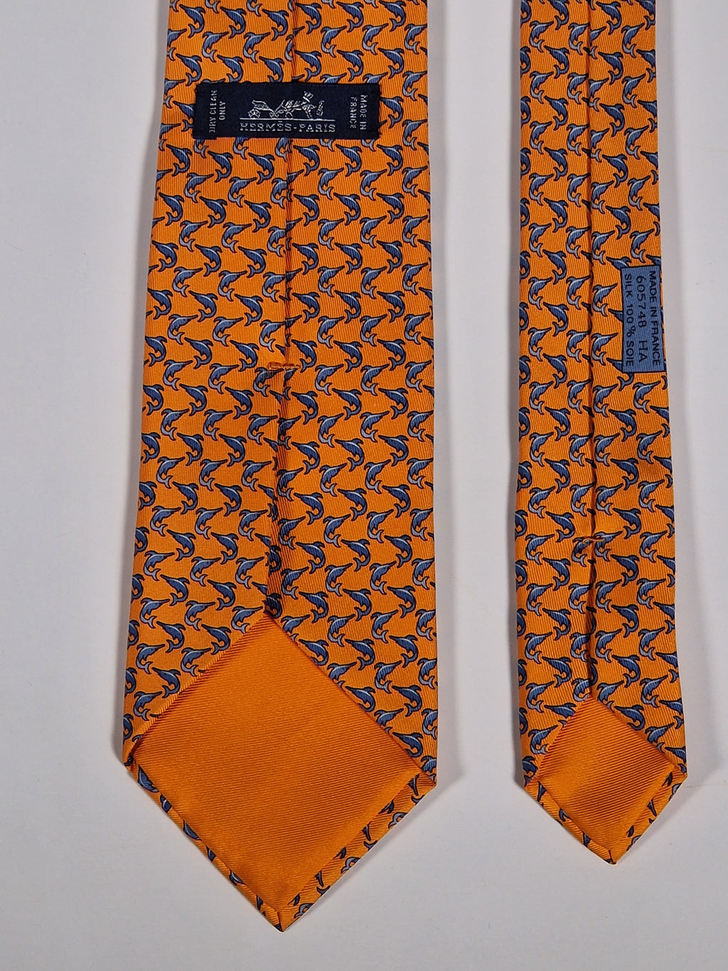 Hermès silk tie orange fish pattern Hermès 605748 HA tie orange