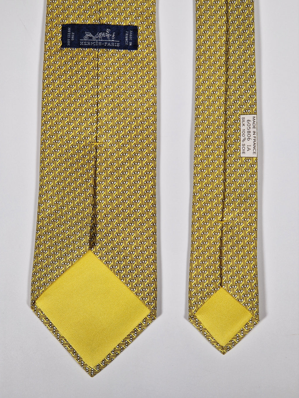 Hermès silk tie yellow H pattern 605806 IA