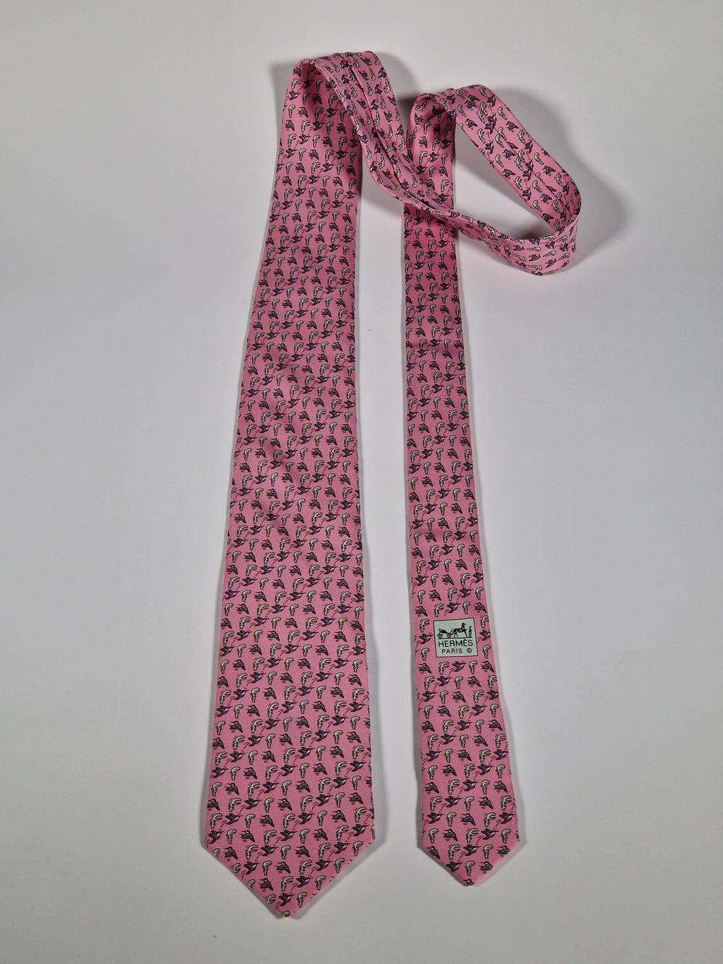 Hermès Whimsical pink silk tie, bird and plant 605894 SA