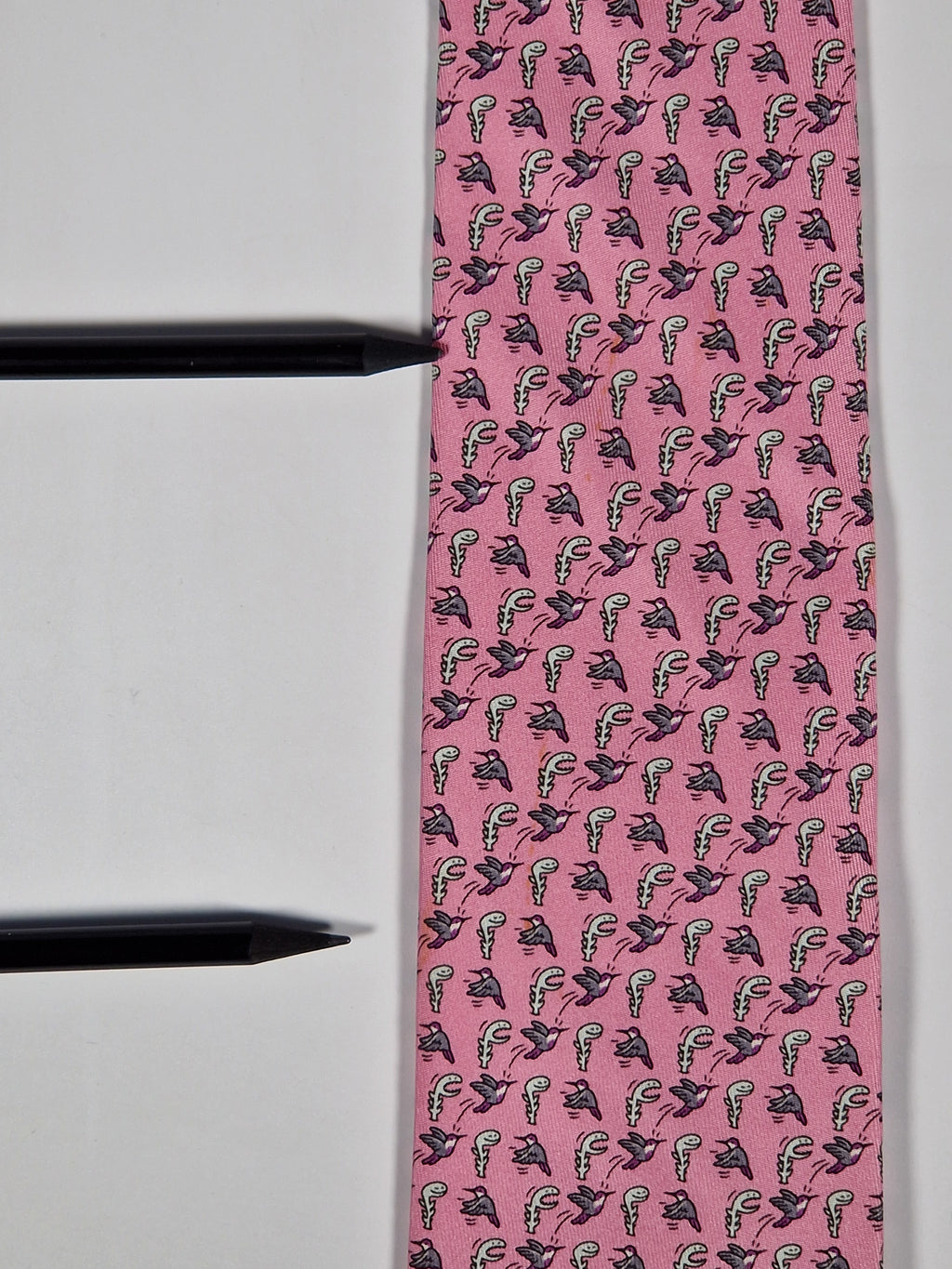 Hermès Whimsical pink silk tie, bird and plant 605894 SA