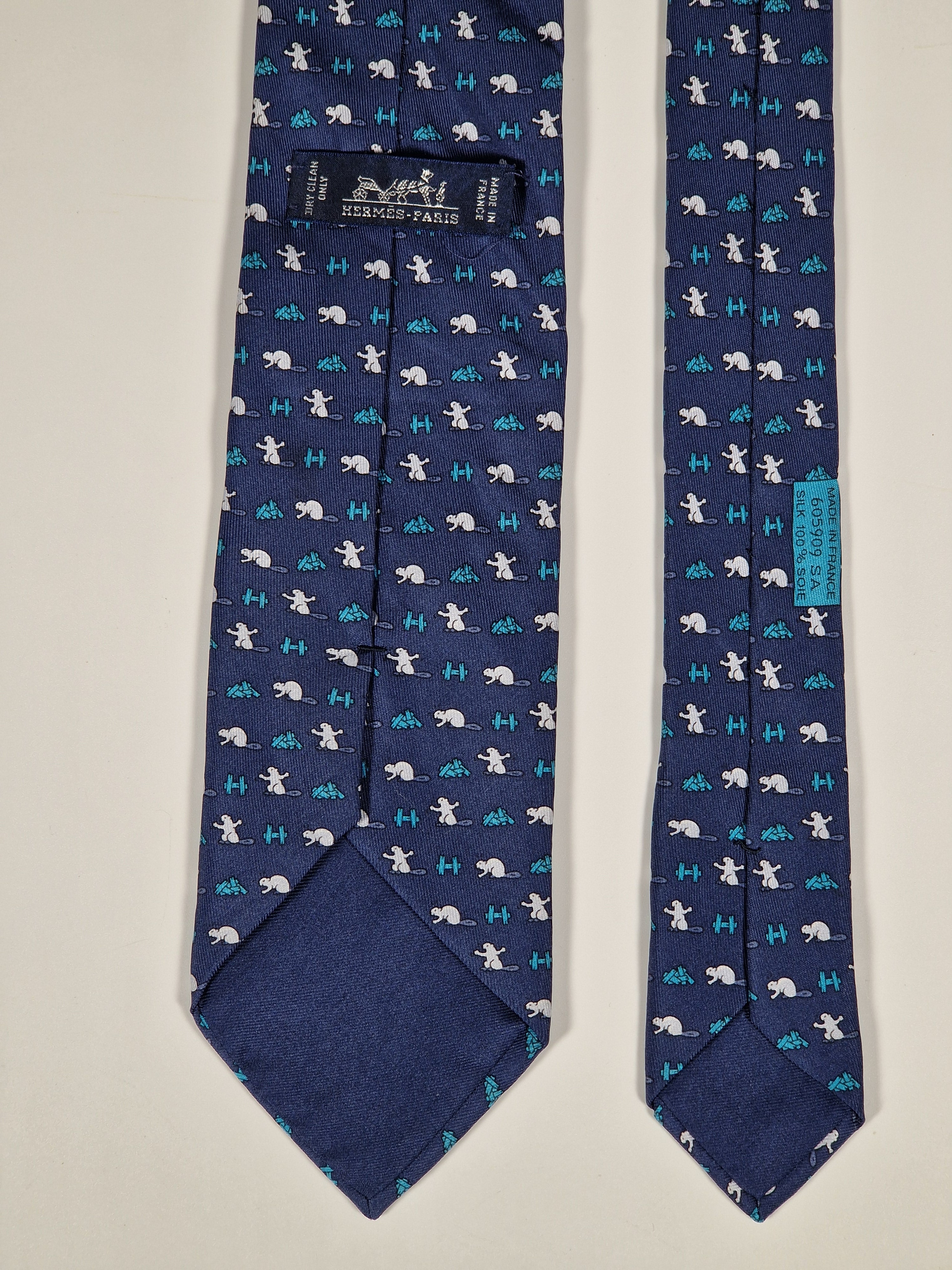 Hermès silk tie blue beaver and H pattern whimsical 605909 SA