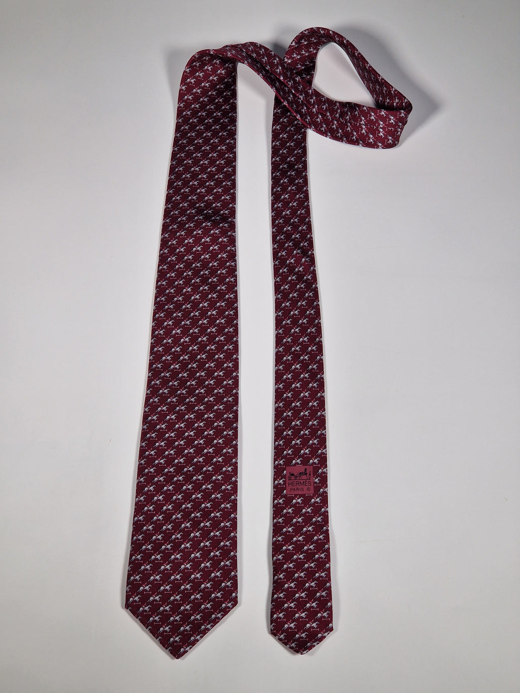 Hermés silk tie maroon equestrian pattern 605995 TA with box