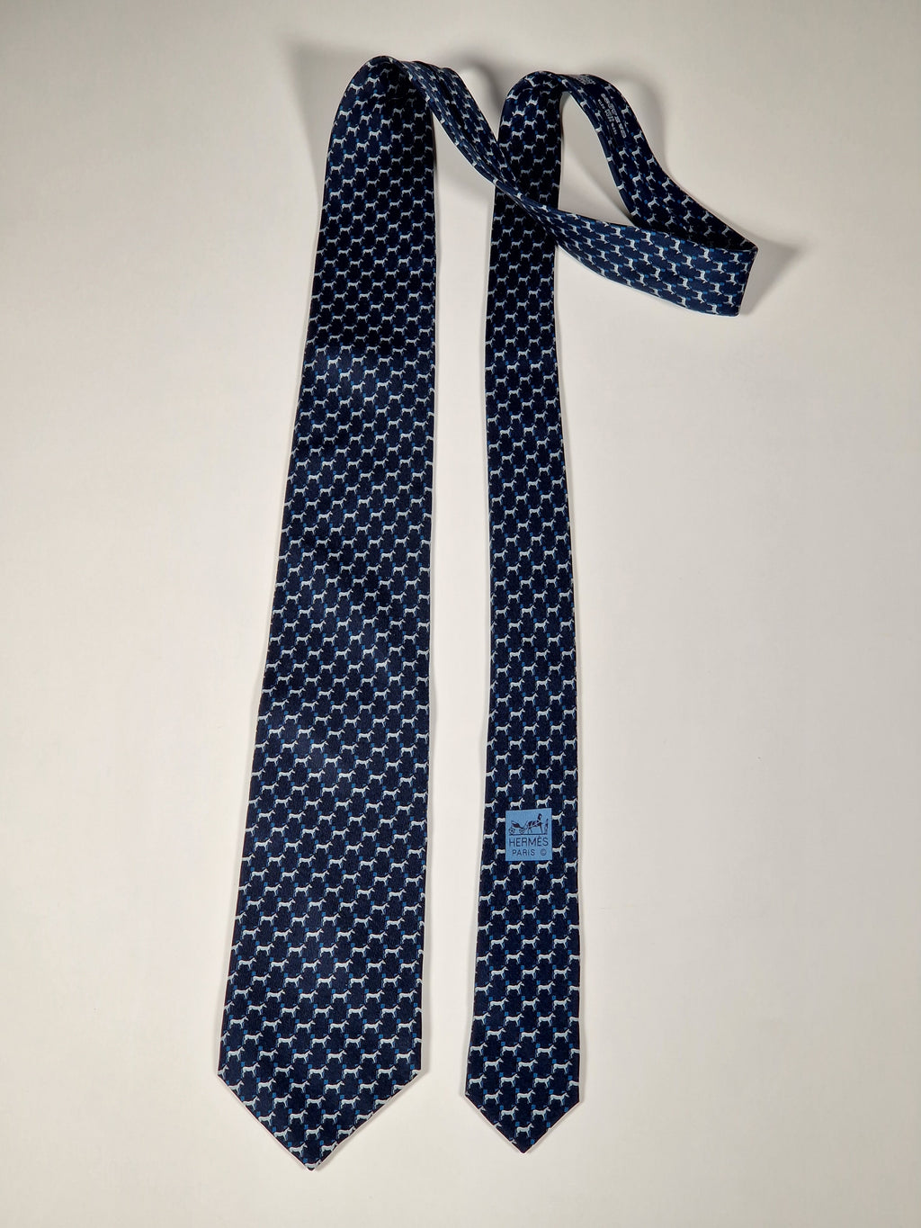 Hermès silk tie blue H and Horse pattern 606041 OA