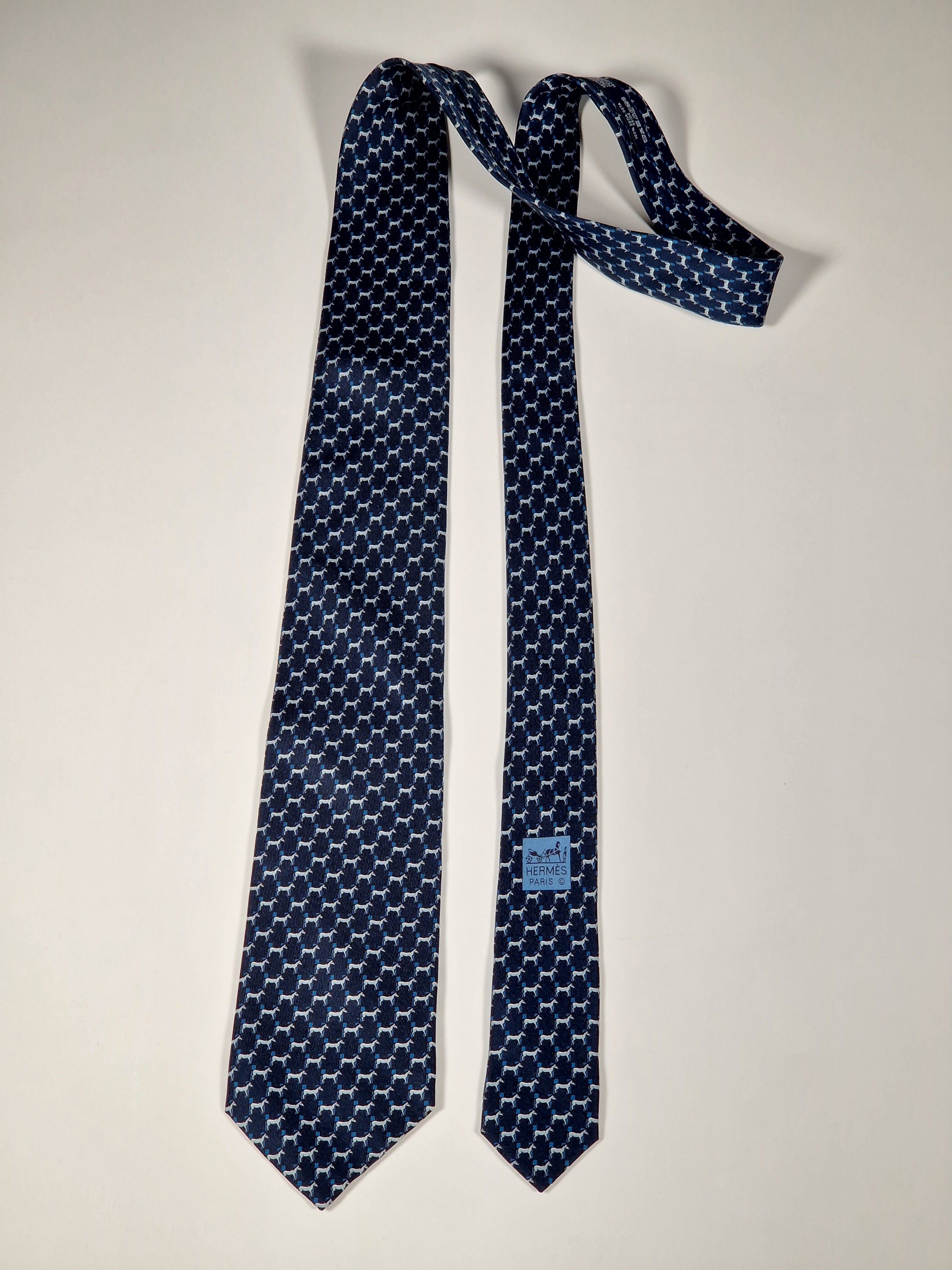 Hermès silk tie blue H and Horse pattern 606041 OA