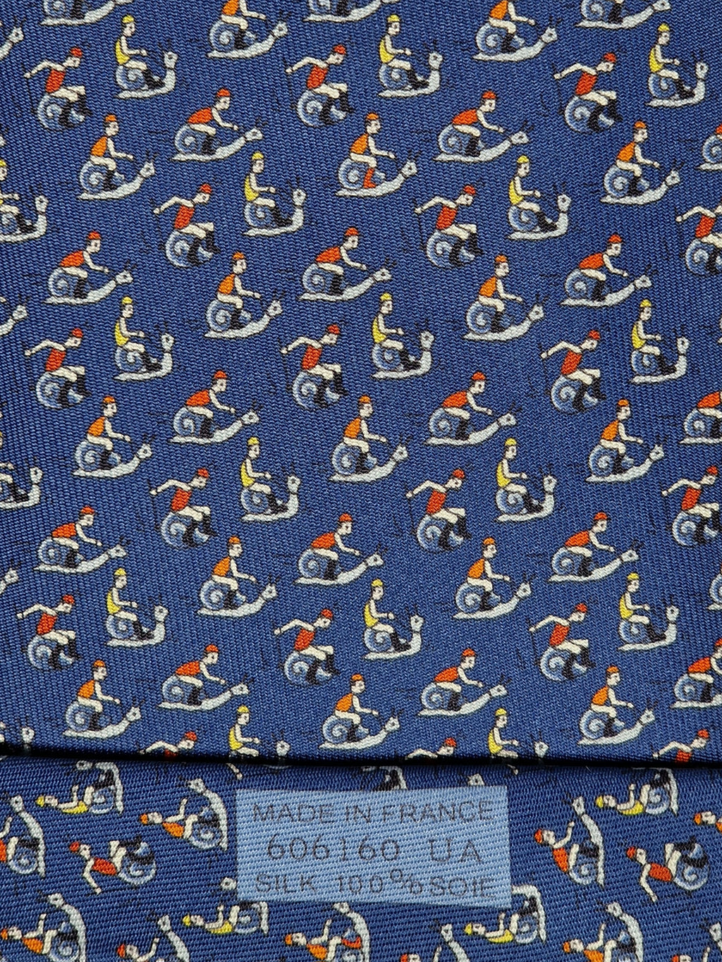 Hermés 606160 UA Tie Box