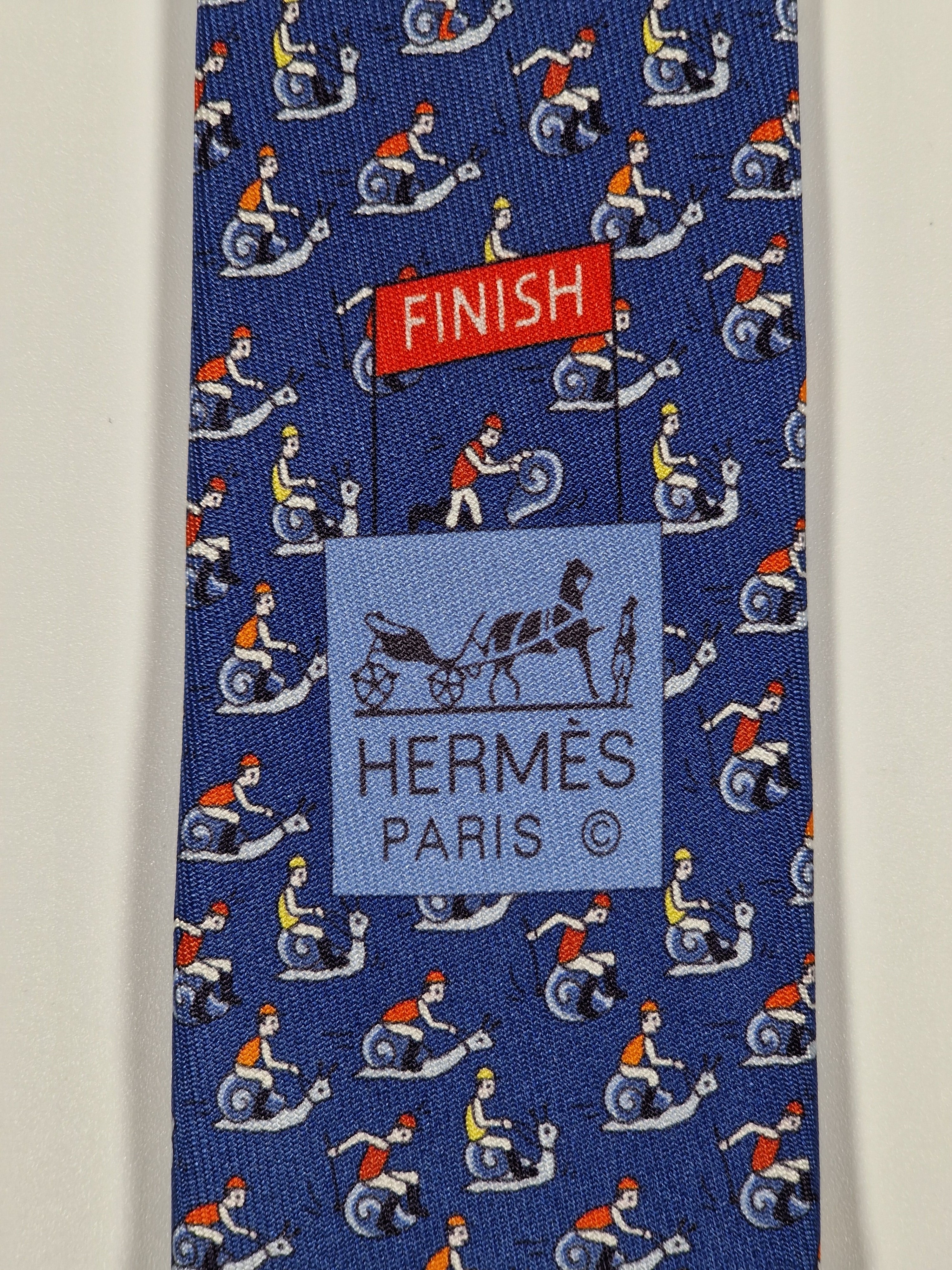 Hermés 606160 UA Tie Box