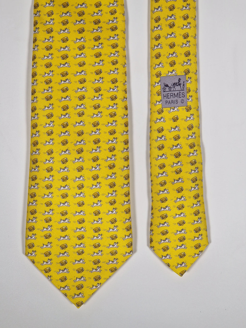 606216 Hermès tie yellow dog and collor 606216 MA with box