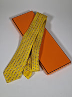 606216 Hermès tie yellow dog and collor 606216 MA with box