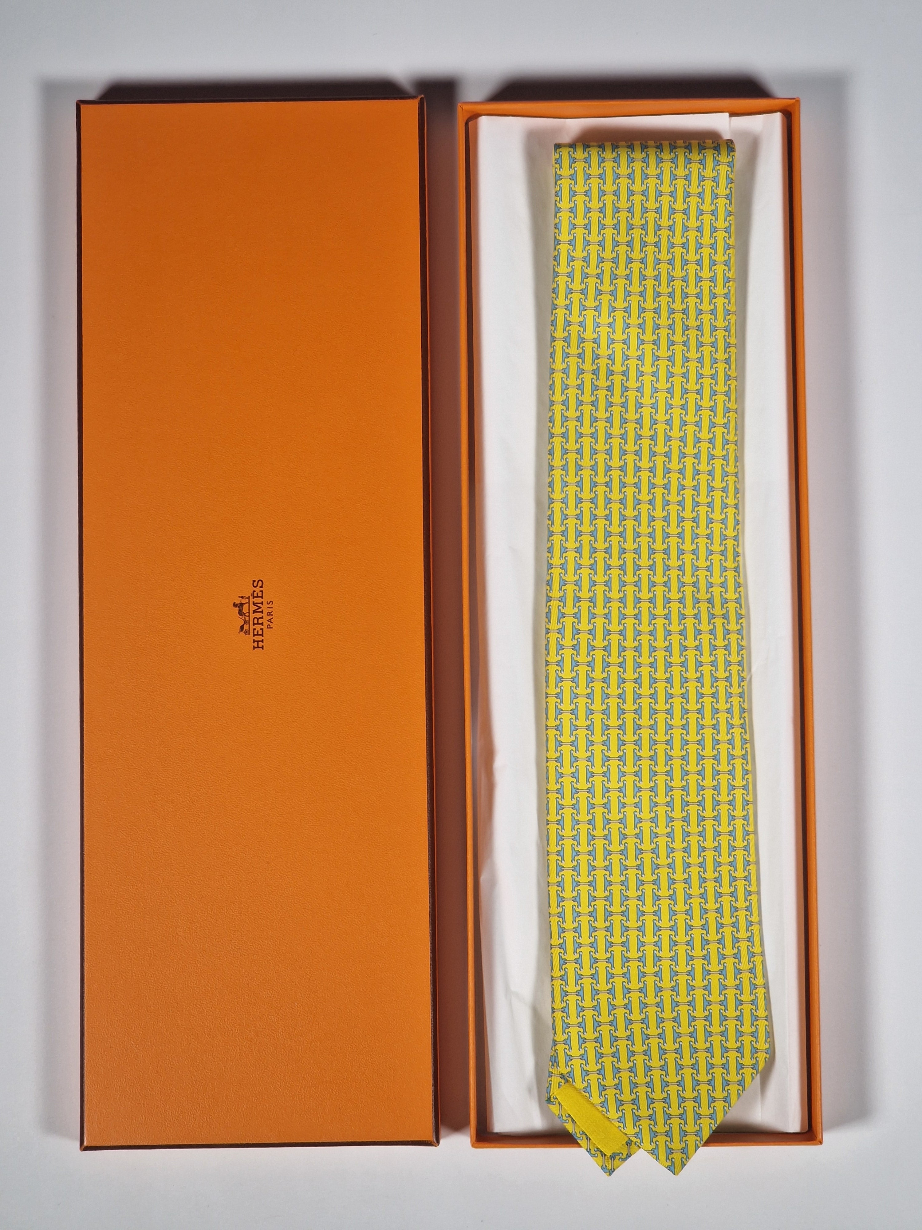 Hermès silk tie yellow equestrian H pattern 606236 MA