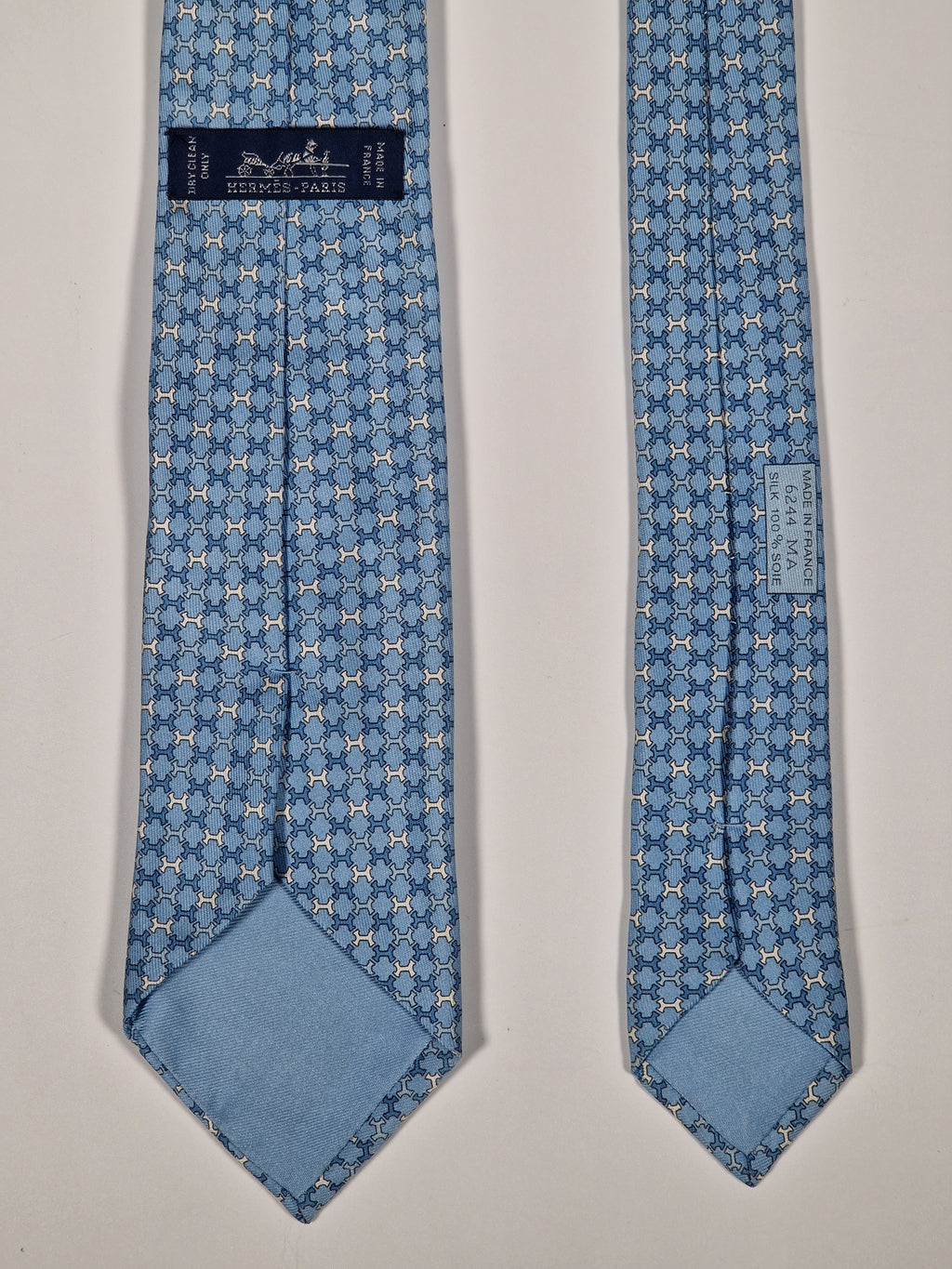 Hermès silk tie blue H pattern 6244 MA