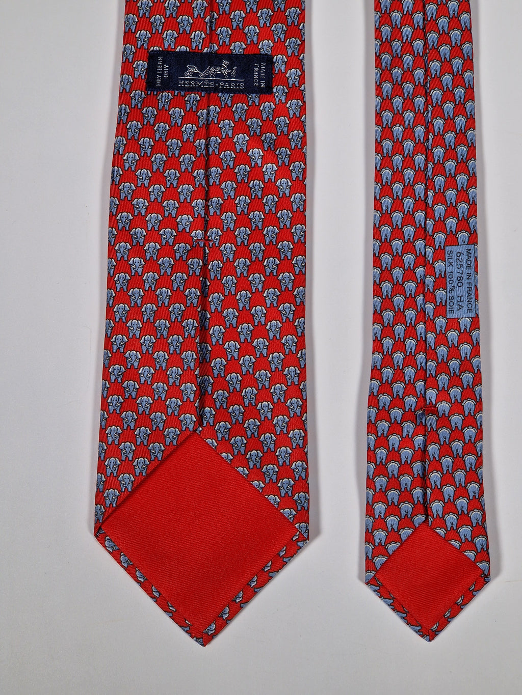 Hermès silk tie red whimsical elephant pattern 625780 HA