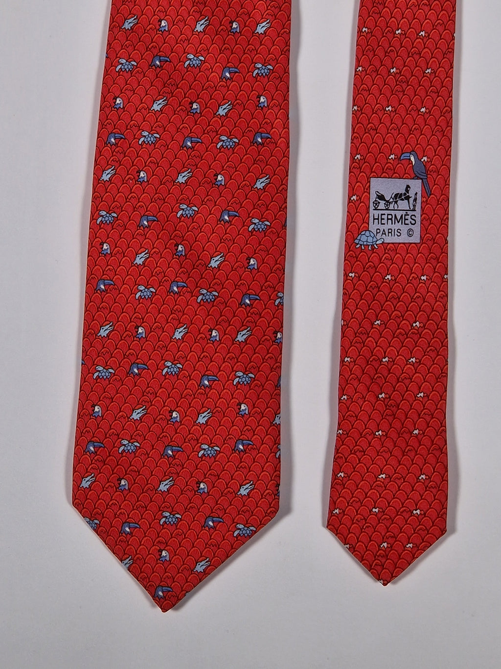 Hermès silk tie red eggs and anmals Hermès 625890 SA tie red