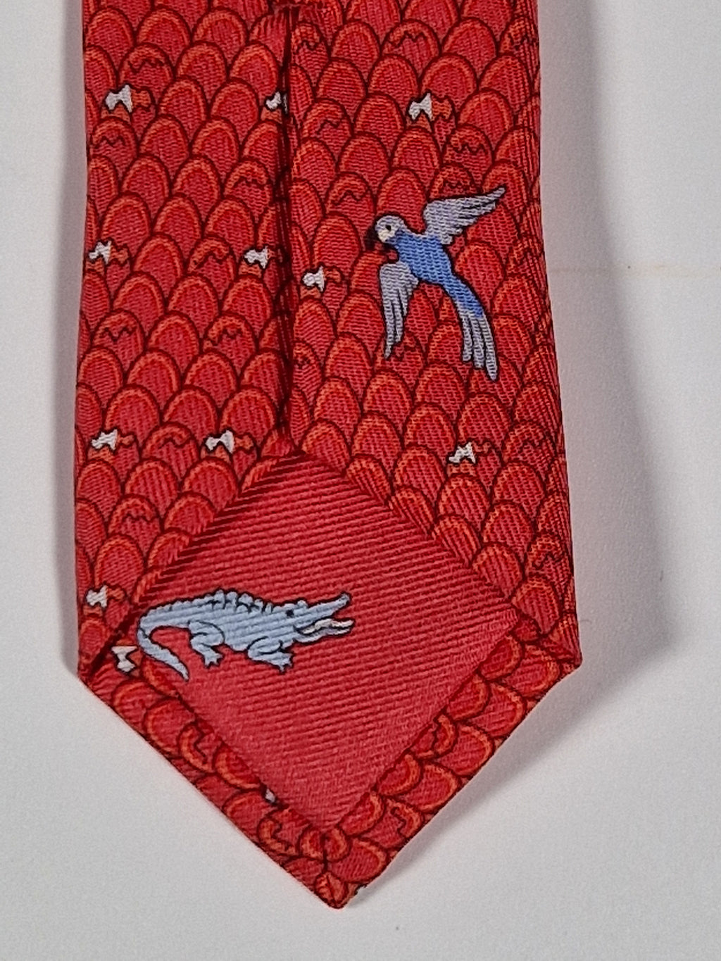 Hermès silk tie red eggs and anmals Hermès 625890 SA tie red