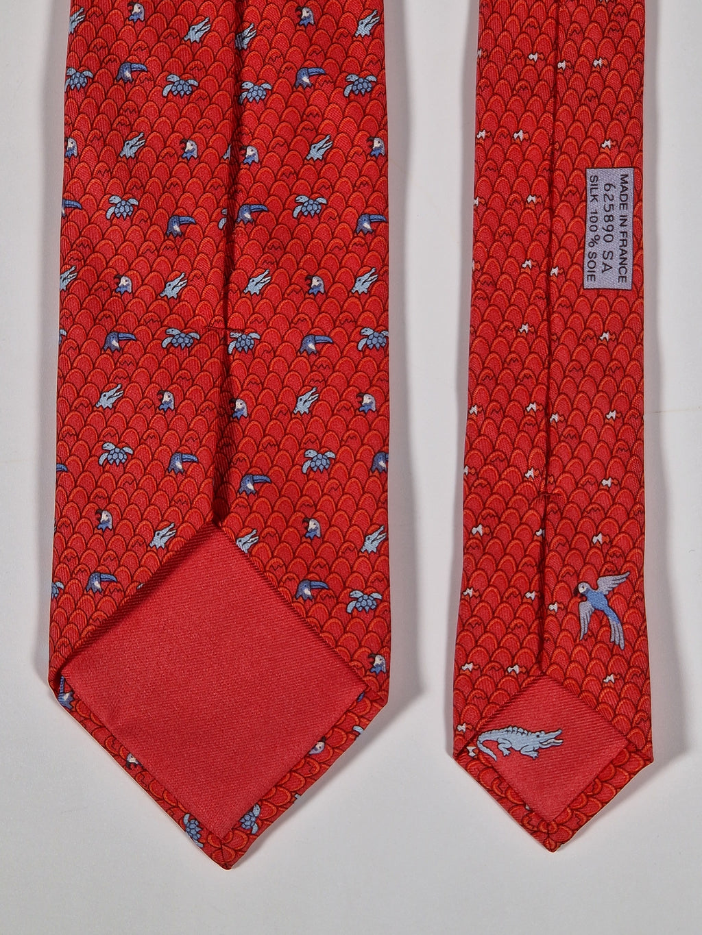 Hermès silk tie red eggs and anmals Hermès 625890 SA tie red