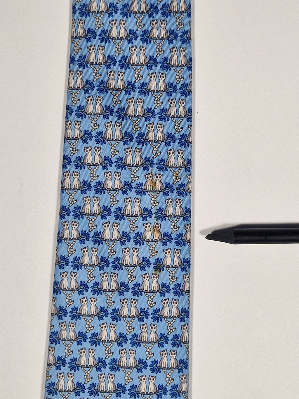625891 Hermès silk tie blue whimsical lemures 625891 SA