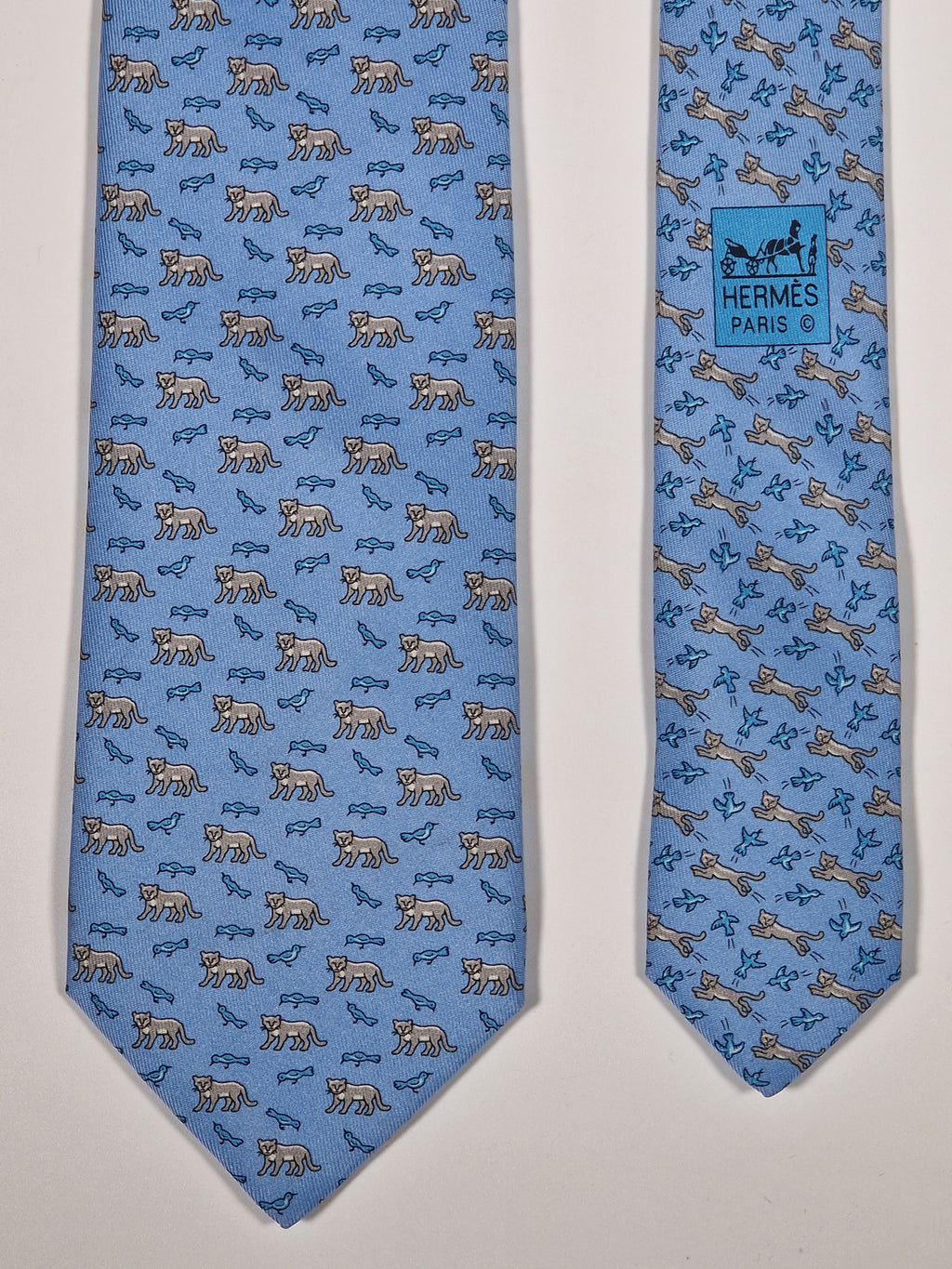 625923 Hermès tie blue bird and cat pattern 625923 SA