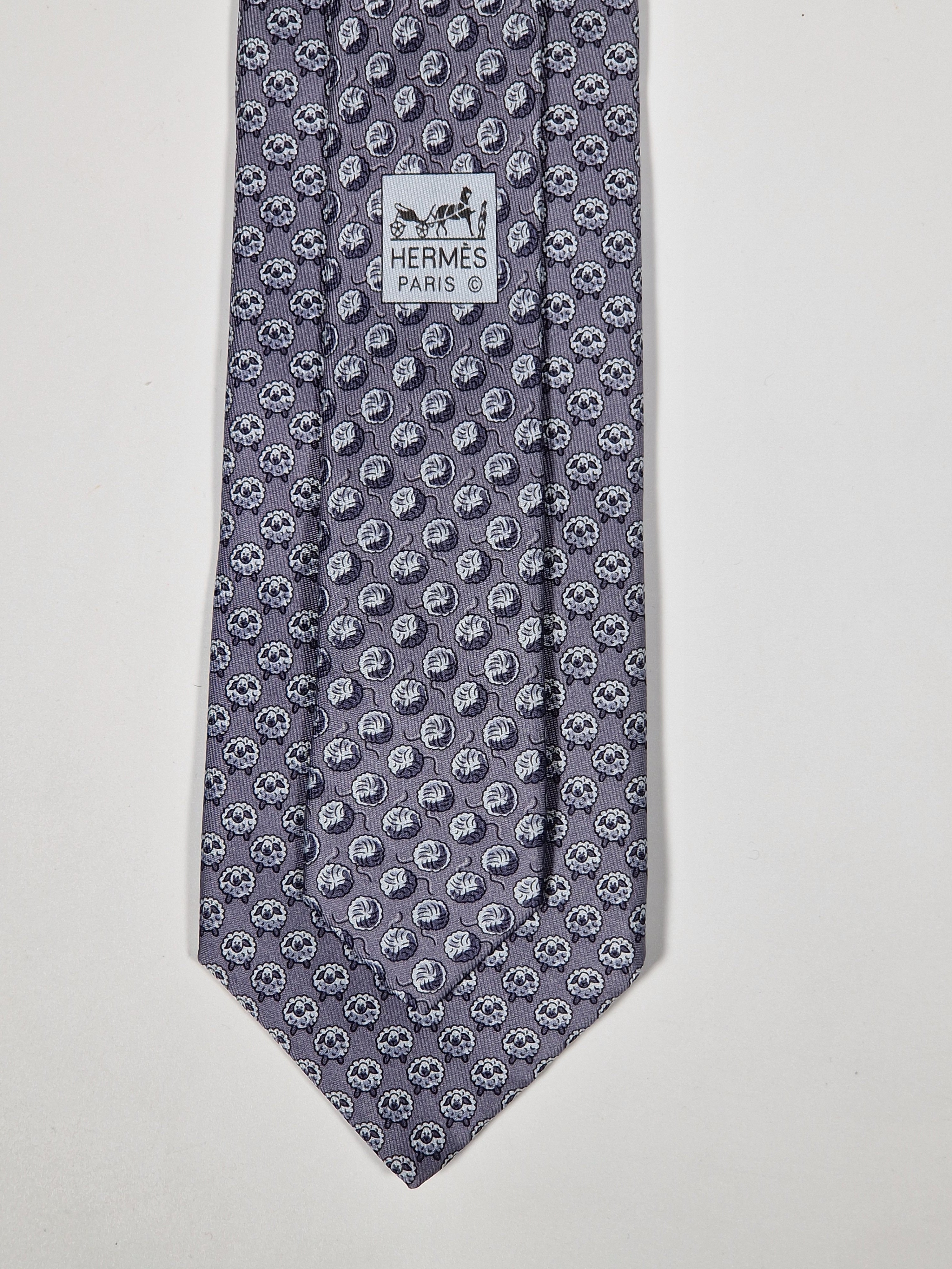 625957 Hermès tie grey whimsical sheep 625957 TA