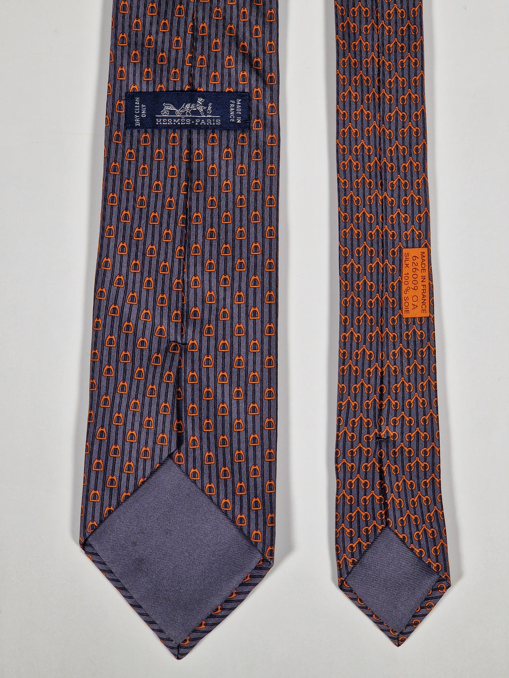 Hermès silk tie grey orange equestrian pattern 626009 OA