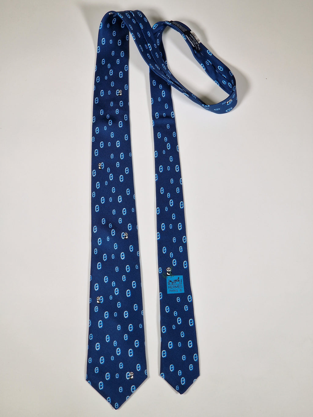 Hermès tie Pandas and scarf rings Hermès 6310 PA tie blue