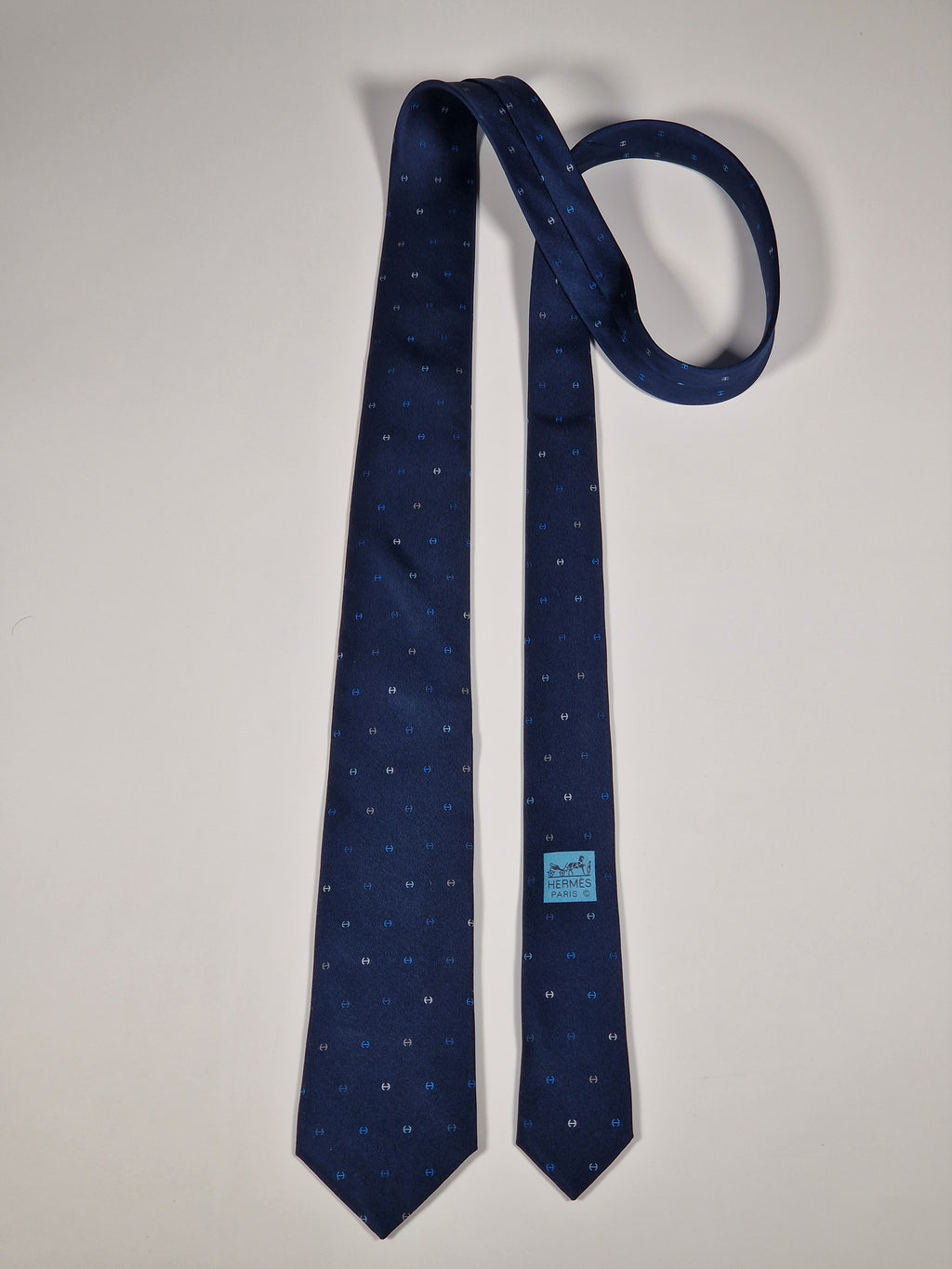 Hermès silk tie blue H pattern 6342 HA