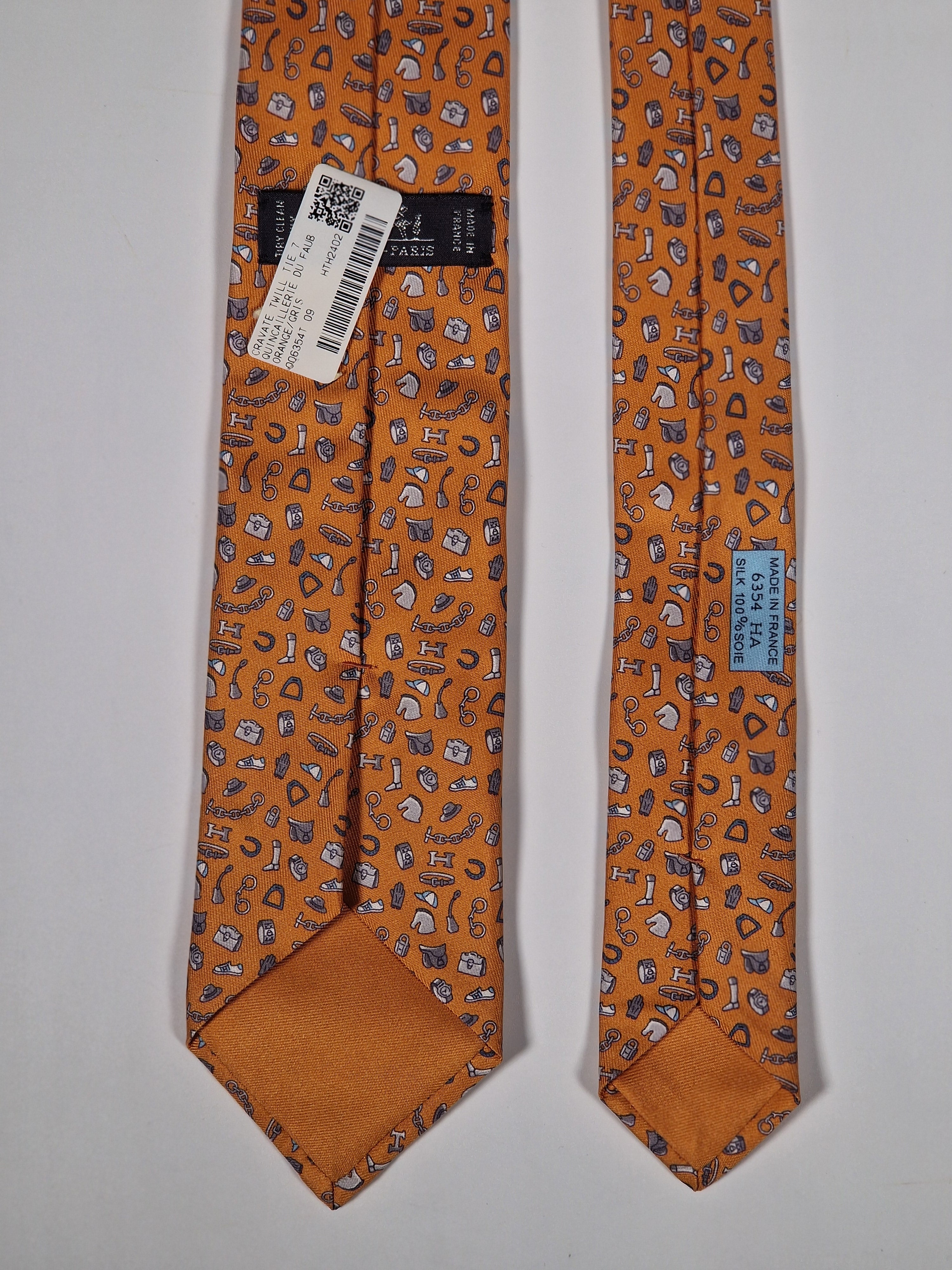 Hermès silk tie orange quincaillerie du faub pattern 6354 HA with box