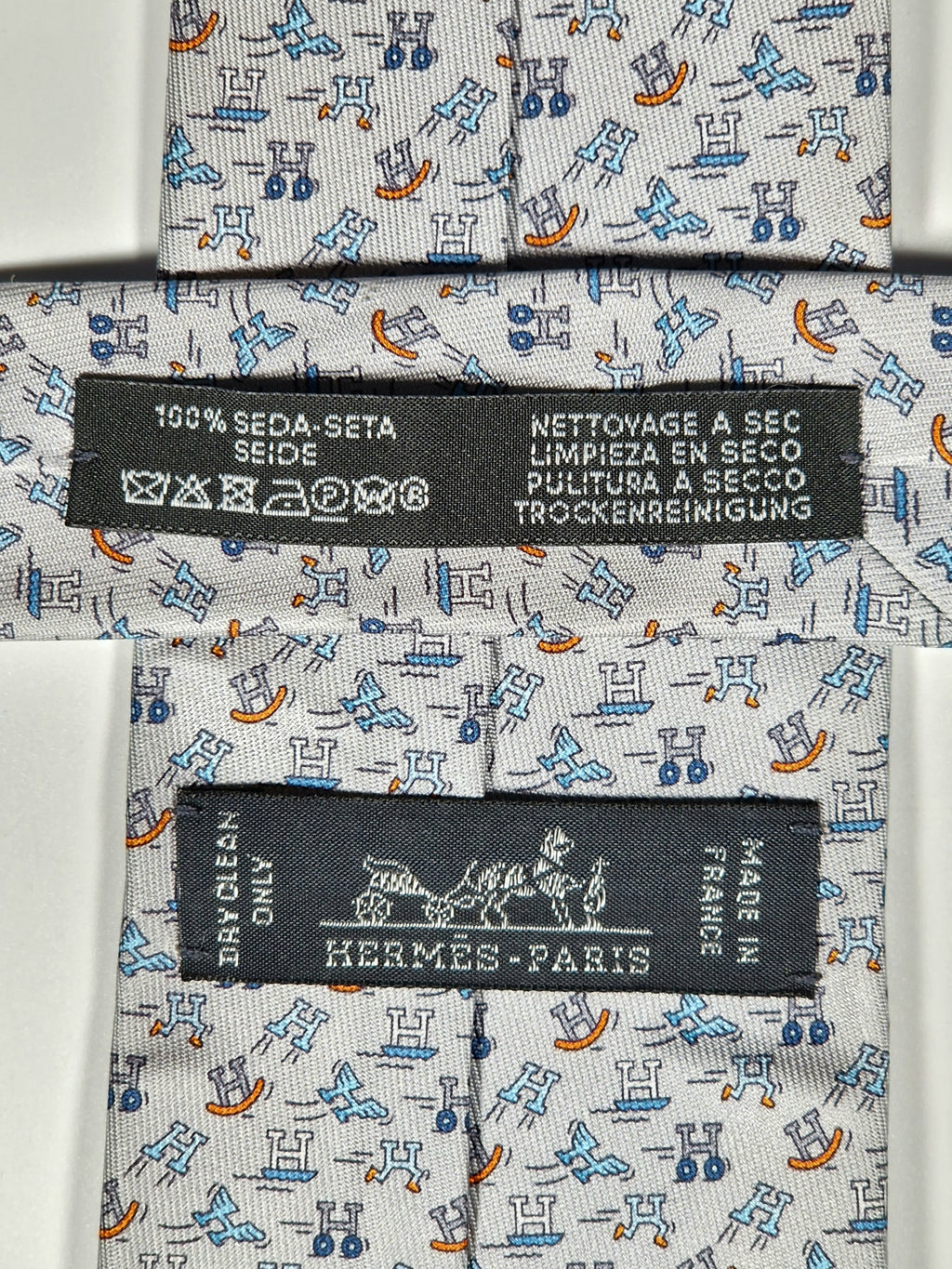 006364 Hermès tie grey Whimsical H pattern 6364 HA