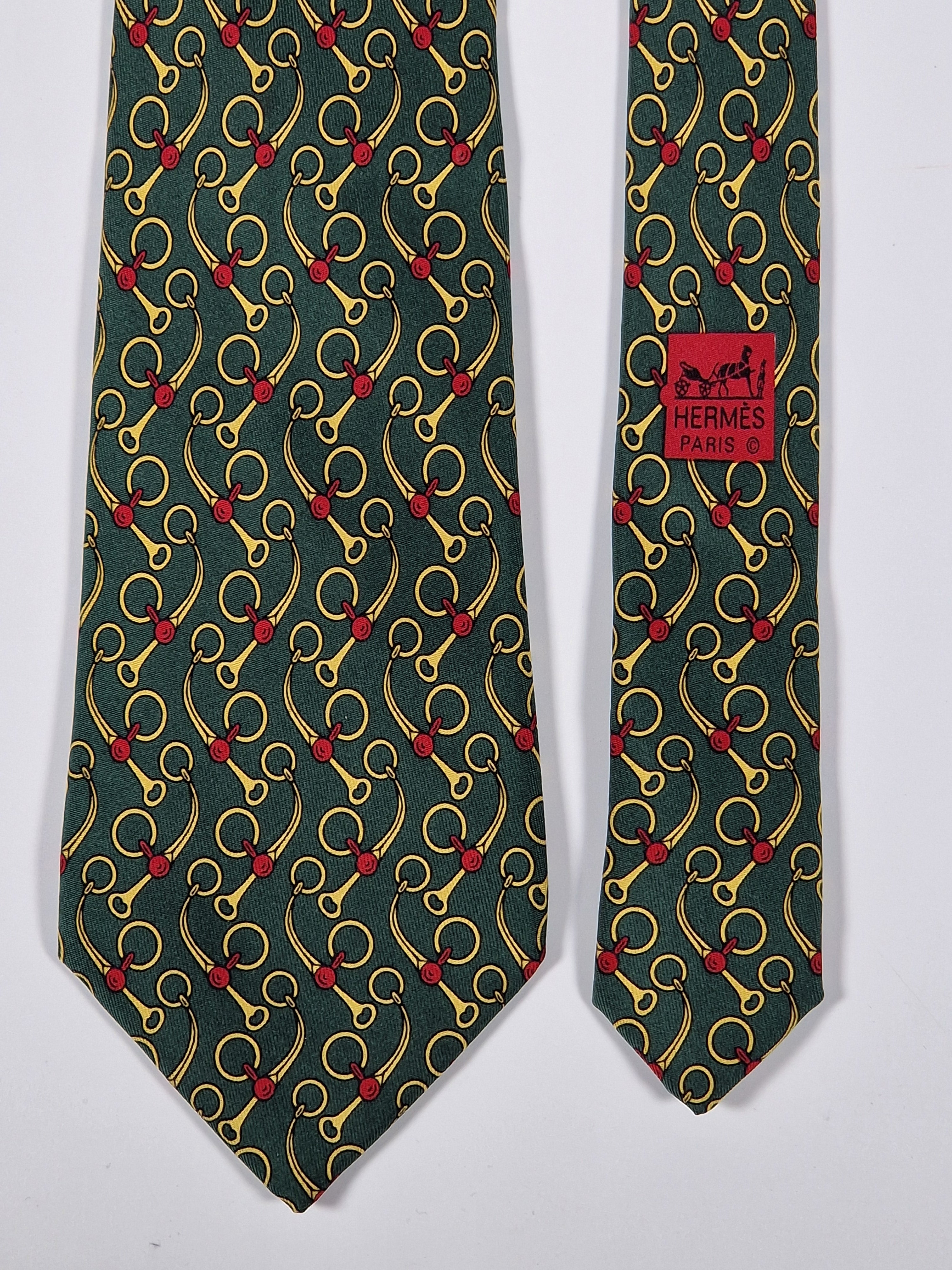 Hermès silk tie gren equstrian pattern Hermès 643 TA tie green