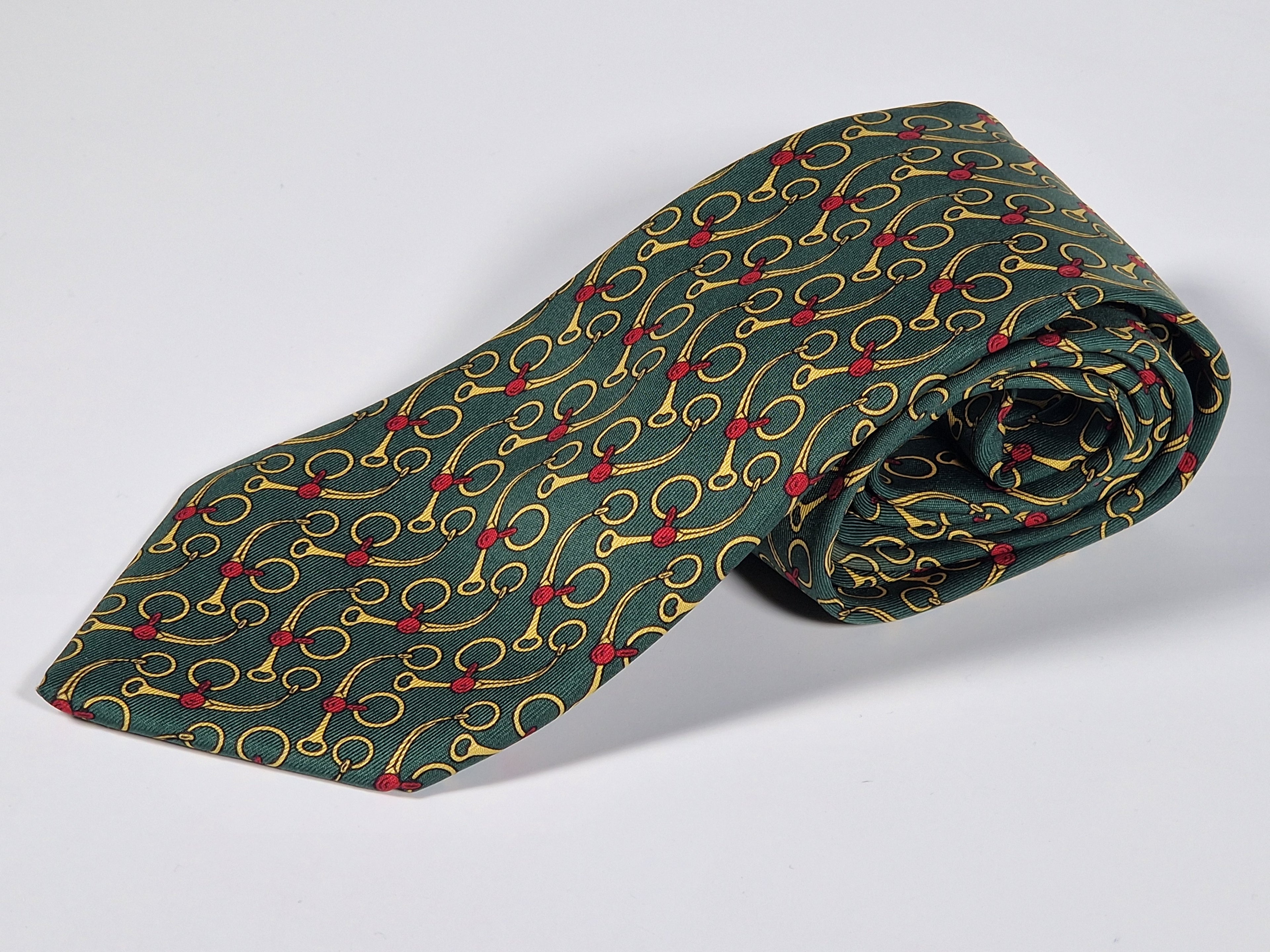 Hermès silk tie gren equstrian pattern Hermès 643 TA tie green